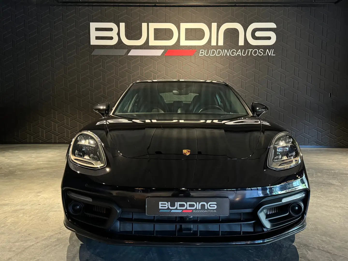 Porsche Panamera 2.9 4S E-Hybrid | Pano | Sport Chrono | Orig NL Zwart - 2