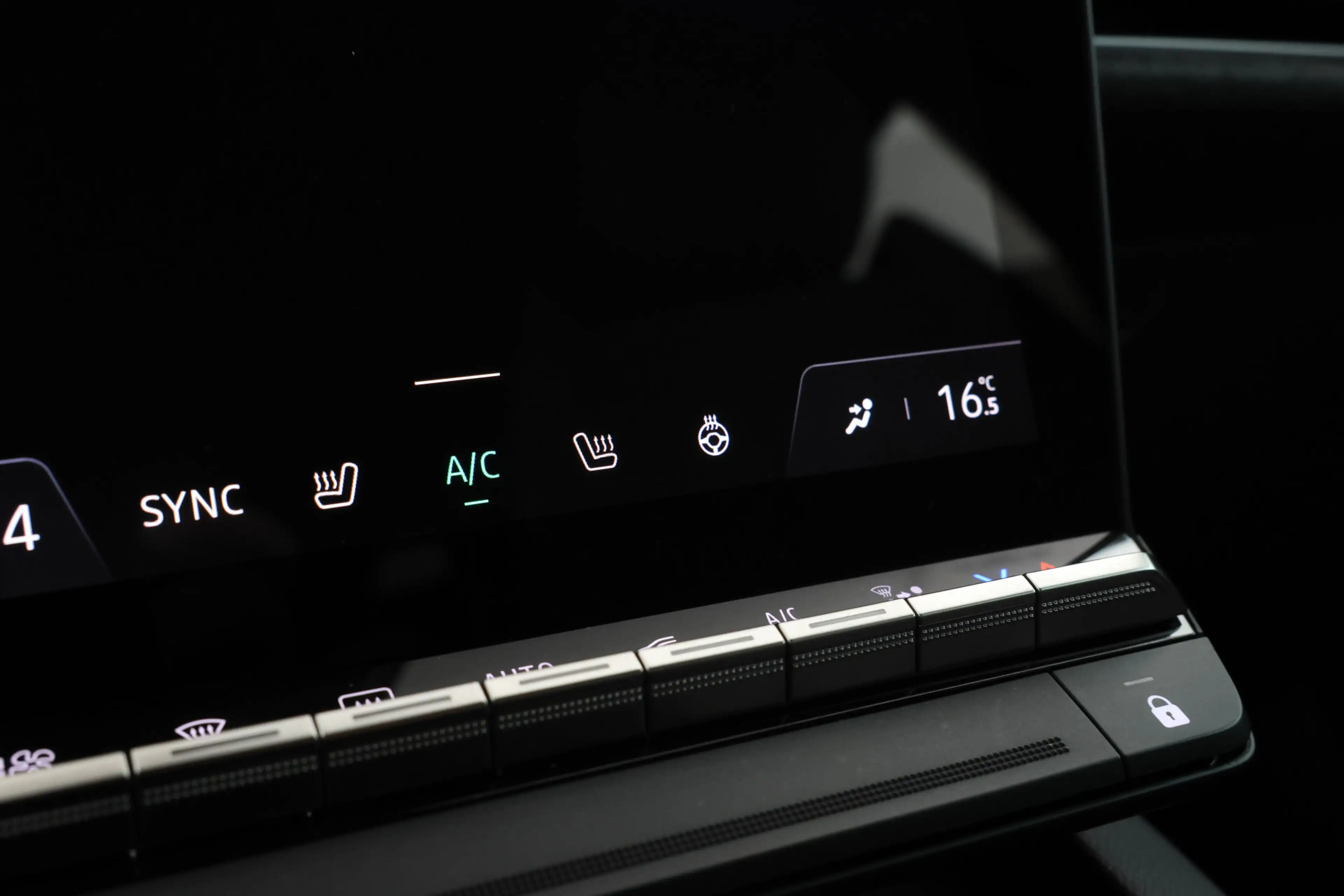 Renault Megane E-Tech EV60 Optimum Charge Techno Adaptive Cruise, Apple — photo 27