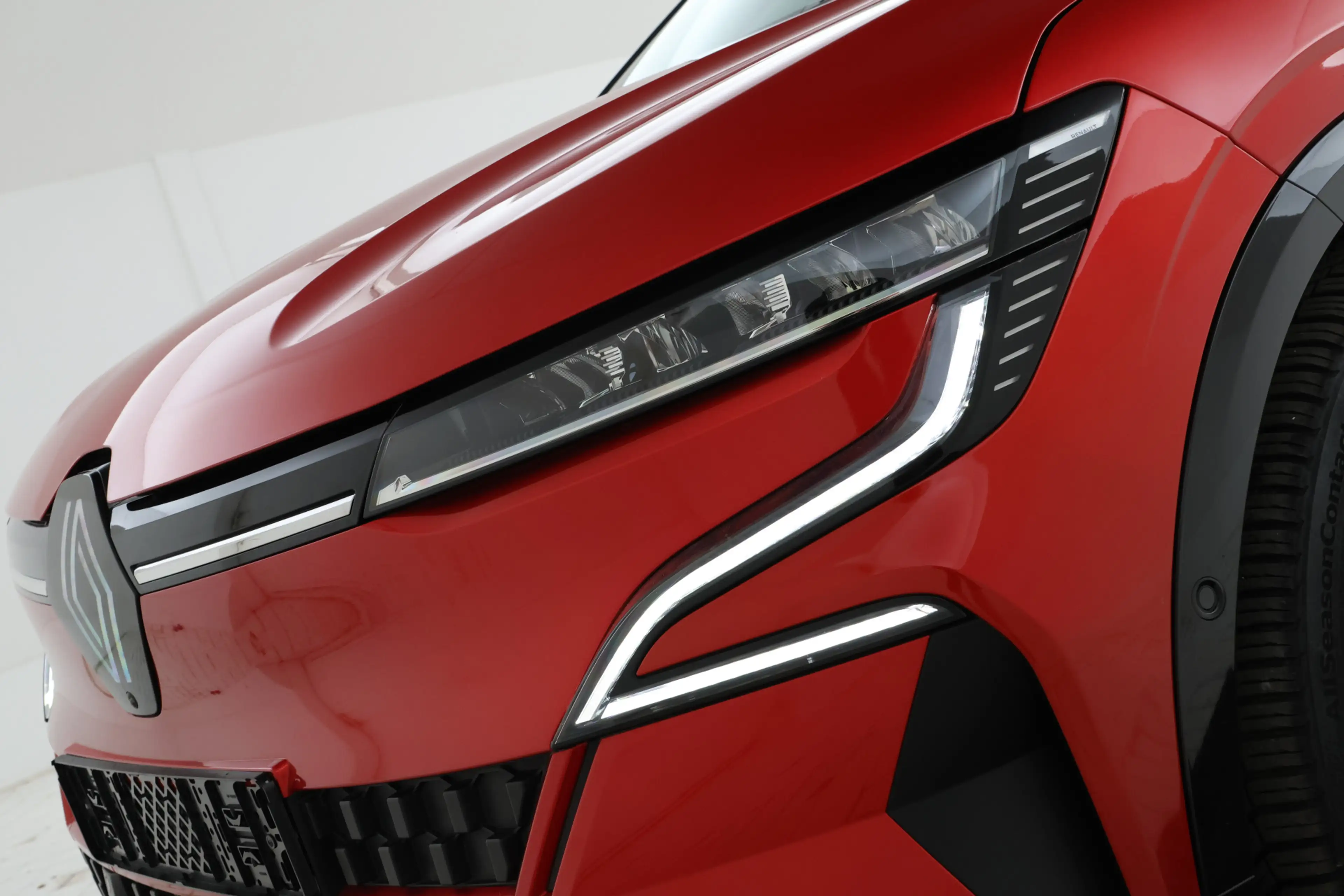 Renault Megane E-Tech EV60 Optimum Charge Techno Adaptive Cruise, Apple — photo 5
