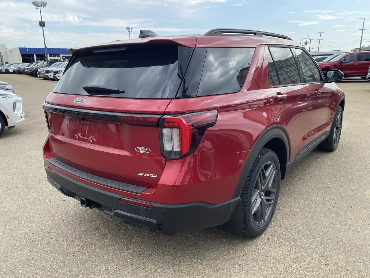Ford Explorer снимка Ford Explorer