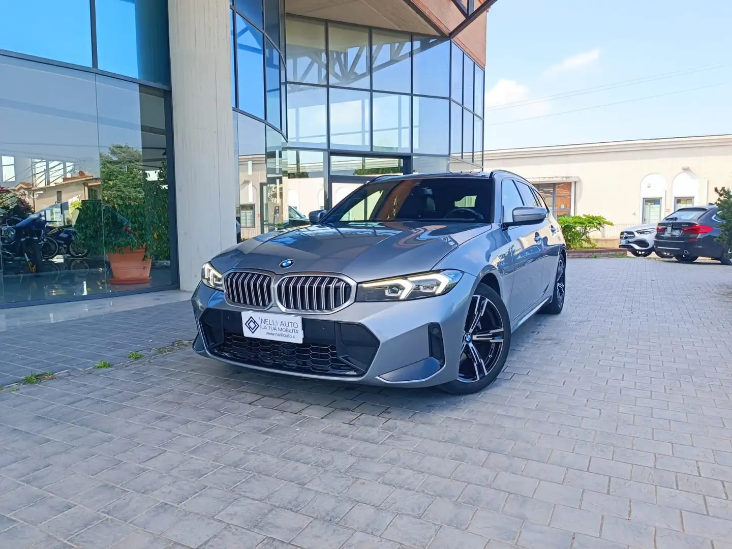BMW 320 320d Touring mhev 48V MSport auto Grigio - 1