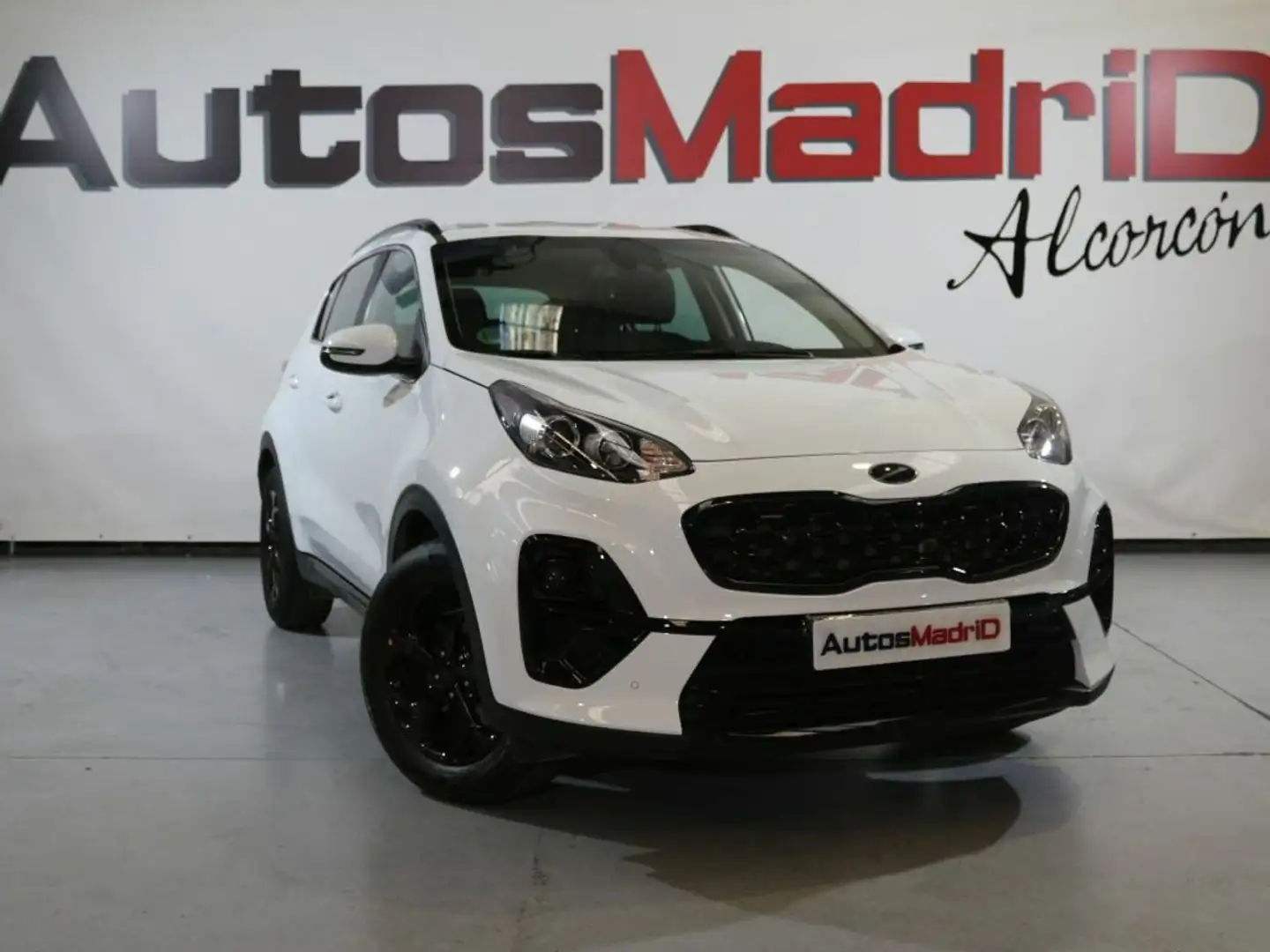 Kia Sportage 1.6 MHEV Black Edition 100kW (136CV) 4x2 Blanco - 1