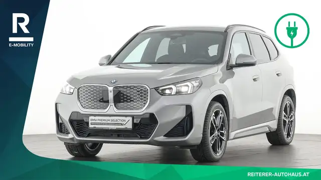 BMW iX1 eDrive20 *M-Sportpaket *Adaptives M Fahrwerk *AHK