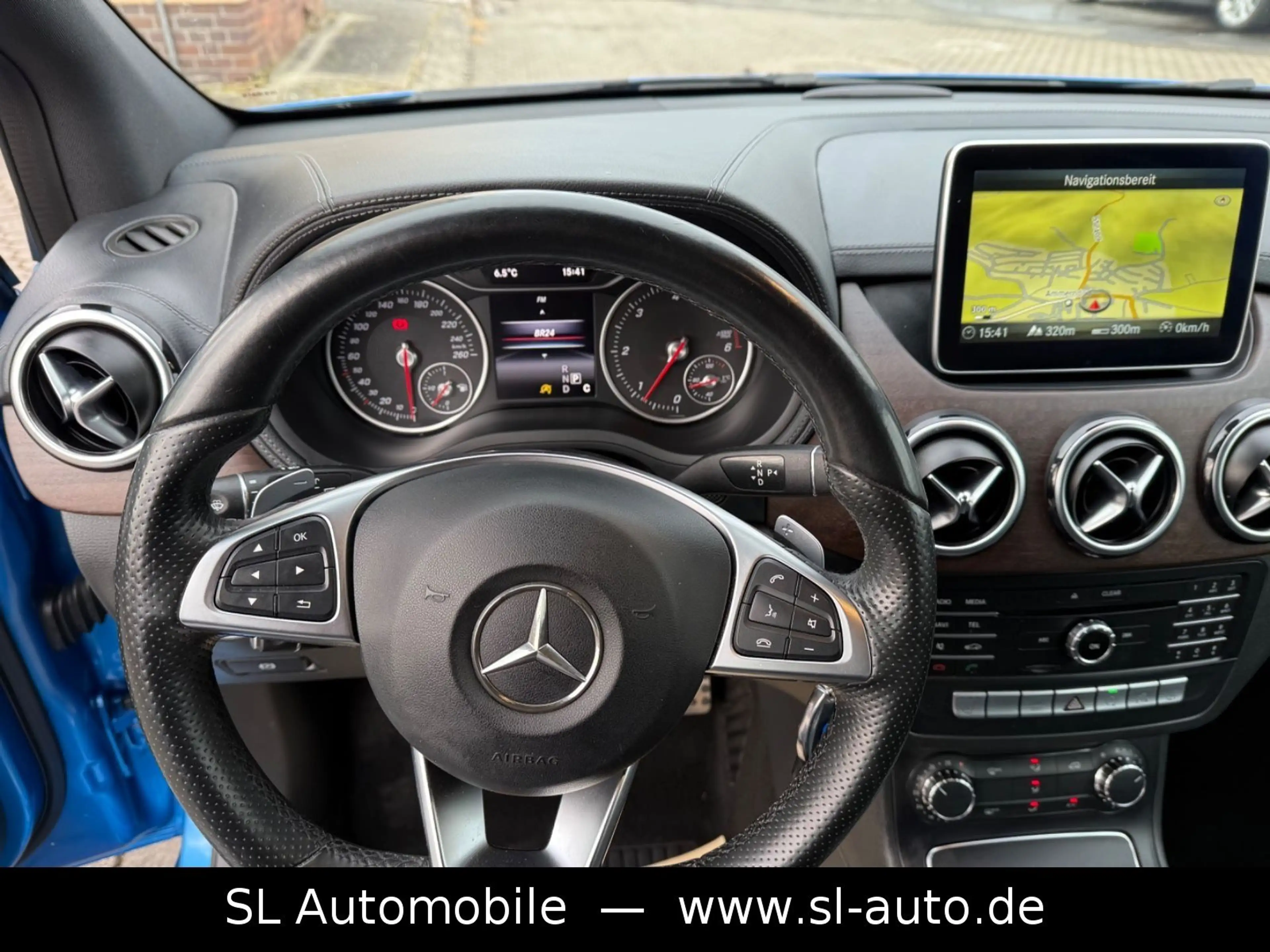 Mercedes-Benz B 220 CDI / d Aut. AMG-Line Leder Navi Kam LED — photo 10