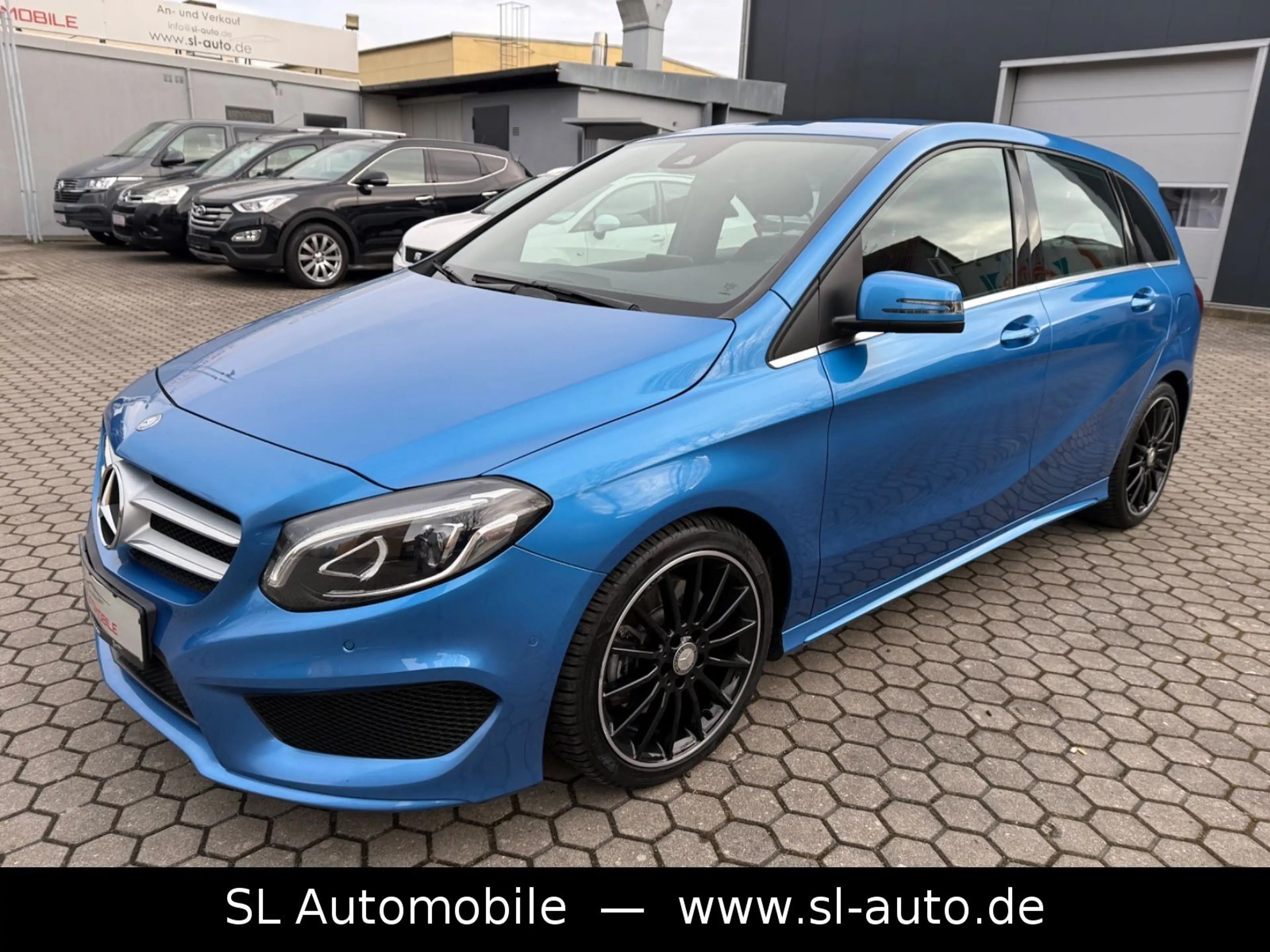Mercedes-Benz B 220 CDI / d Aut. AMG-Line Leder Navi Kam LED — photo 11