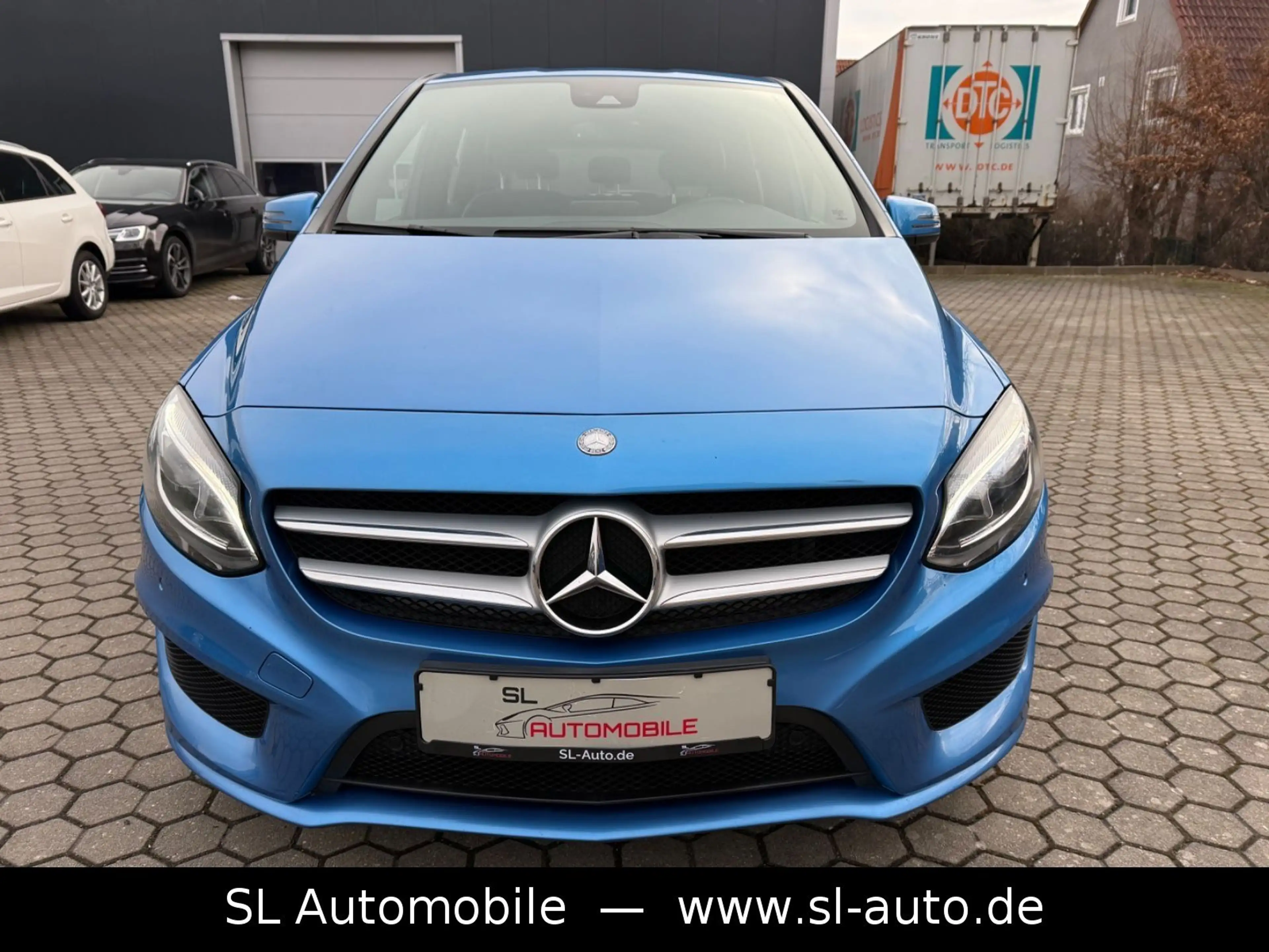 Mercedes-Benz B 220 CDI / d Aut. AMG-Line Leder Navi Kam LED — photo 12