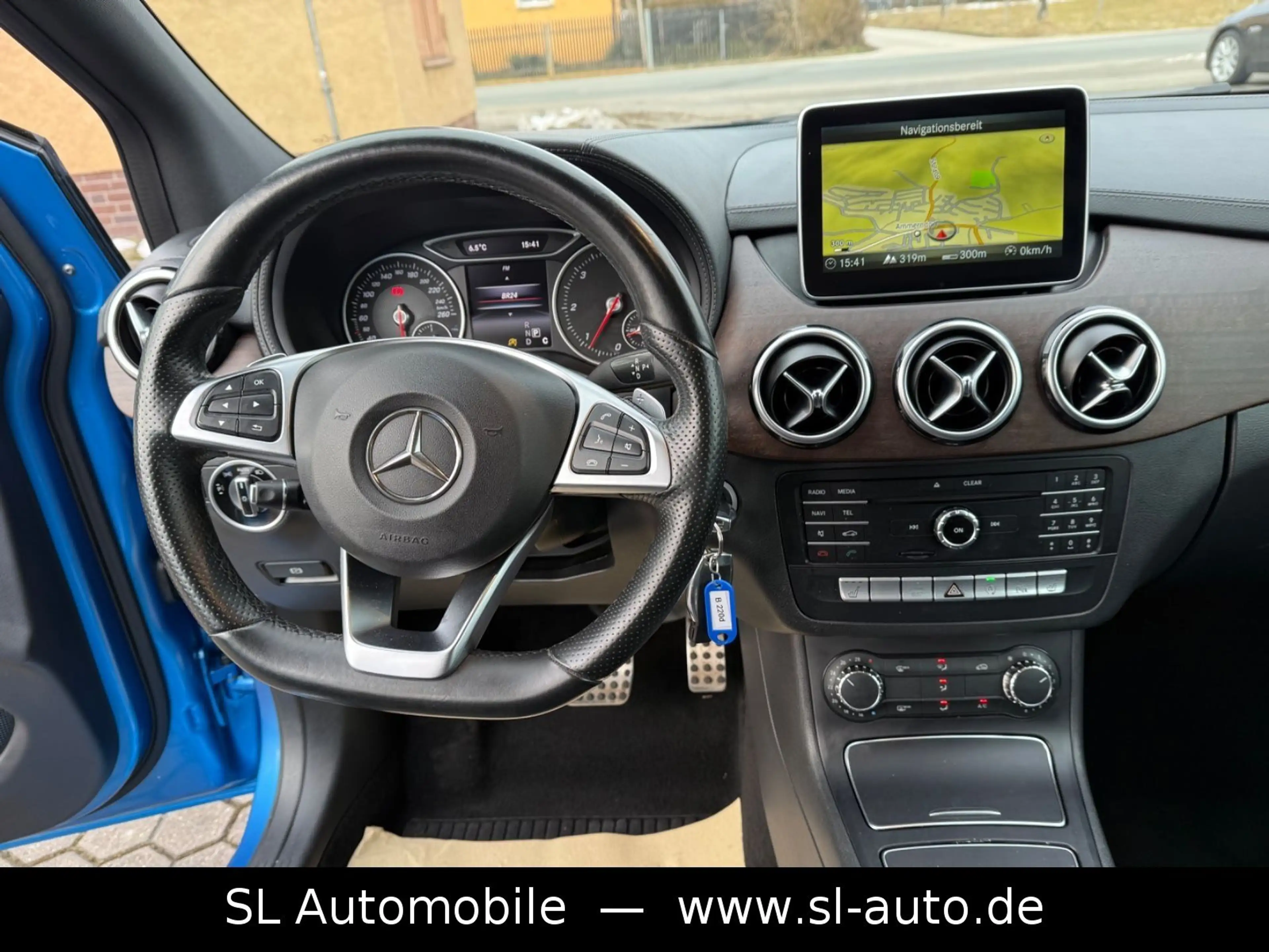 Mercedes-Benz B 220 CDI / d Aut. AMG-Line Leder Navi Kam LED — photo 8