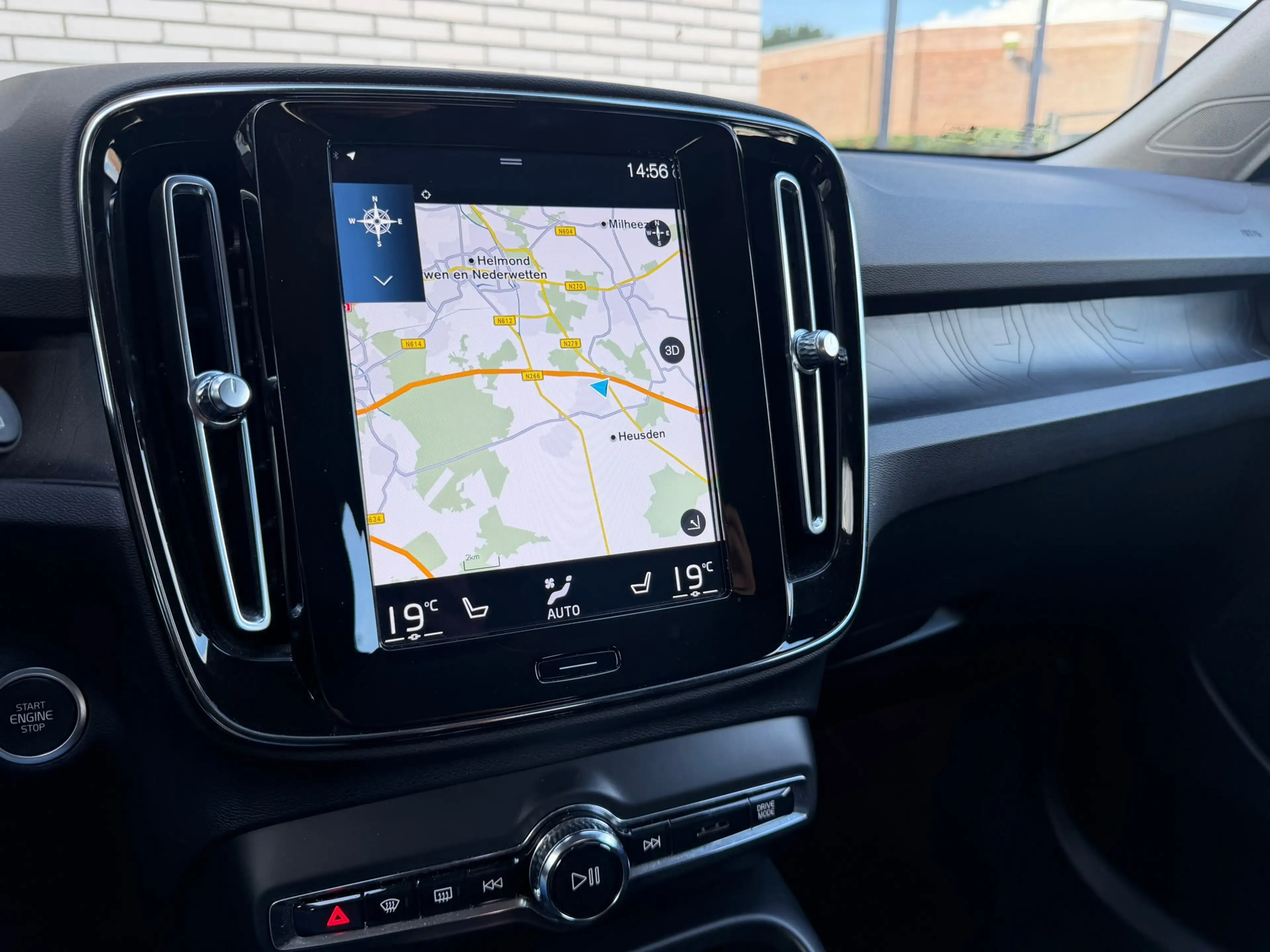 Volvo XC40 1.5 T5 Plug-in hybrid Ultimate Dark, Memory stoele — photo 14