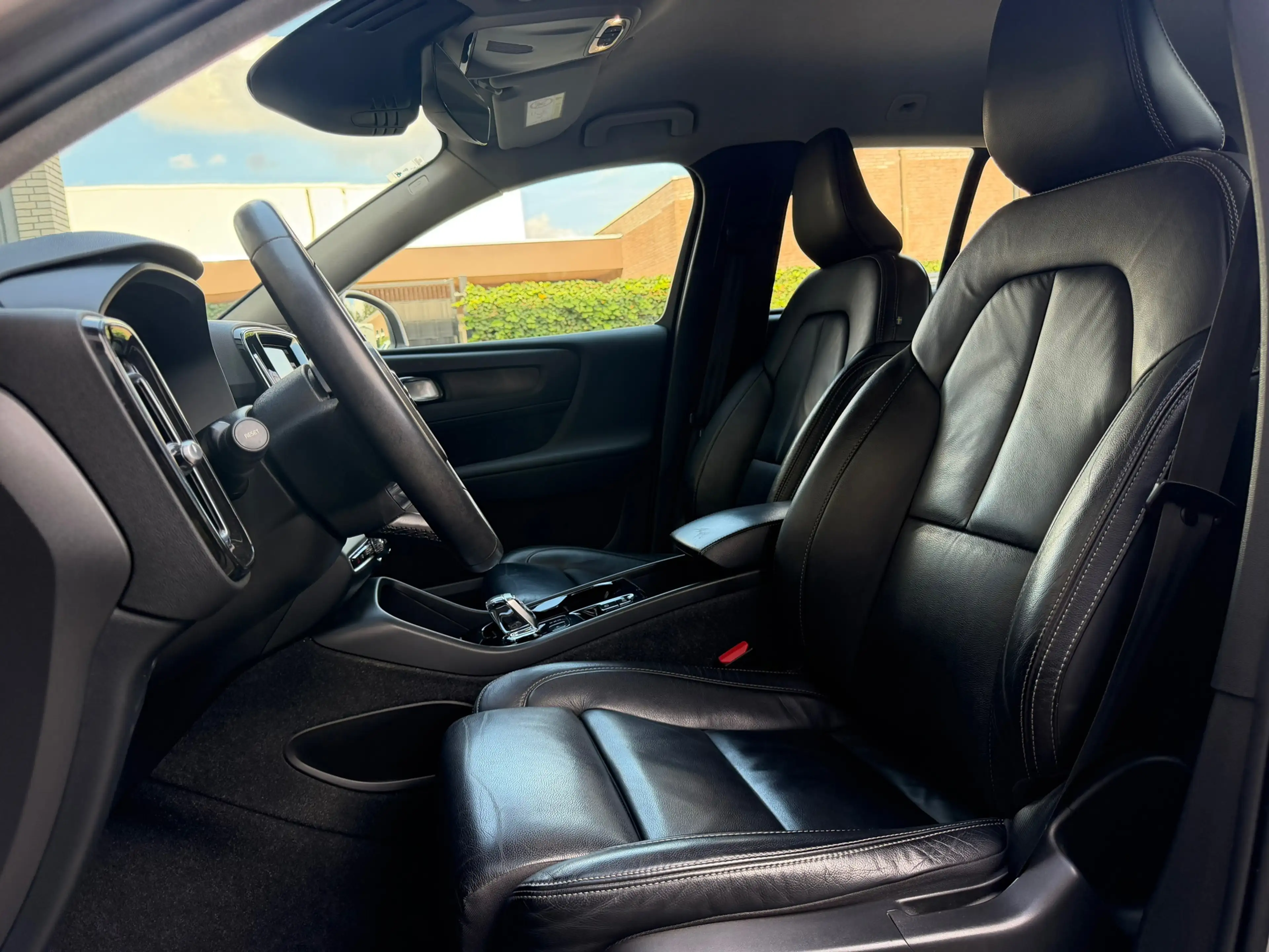 Volvo XC40 1.5 T5 Plug-in hybrid Ultimate Dark, Memory stoele — photo 5