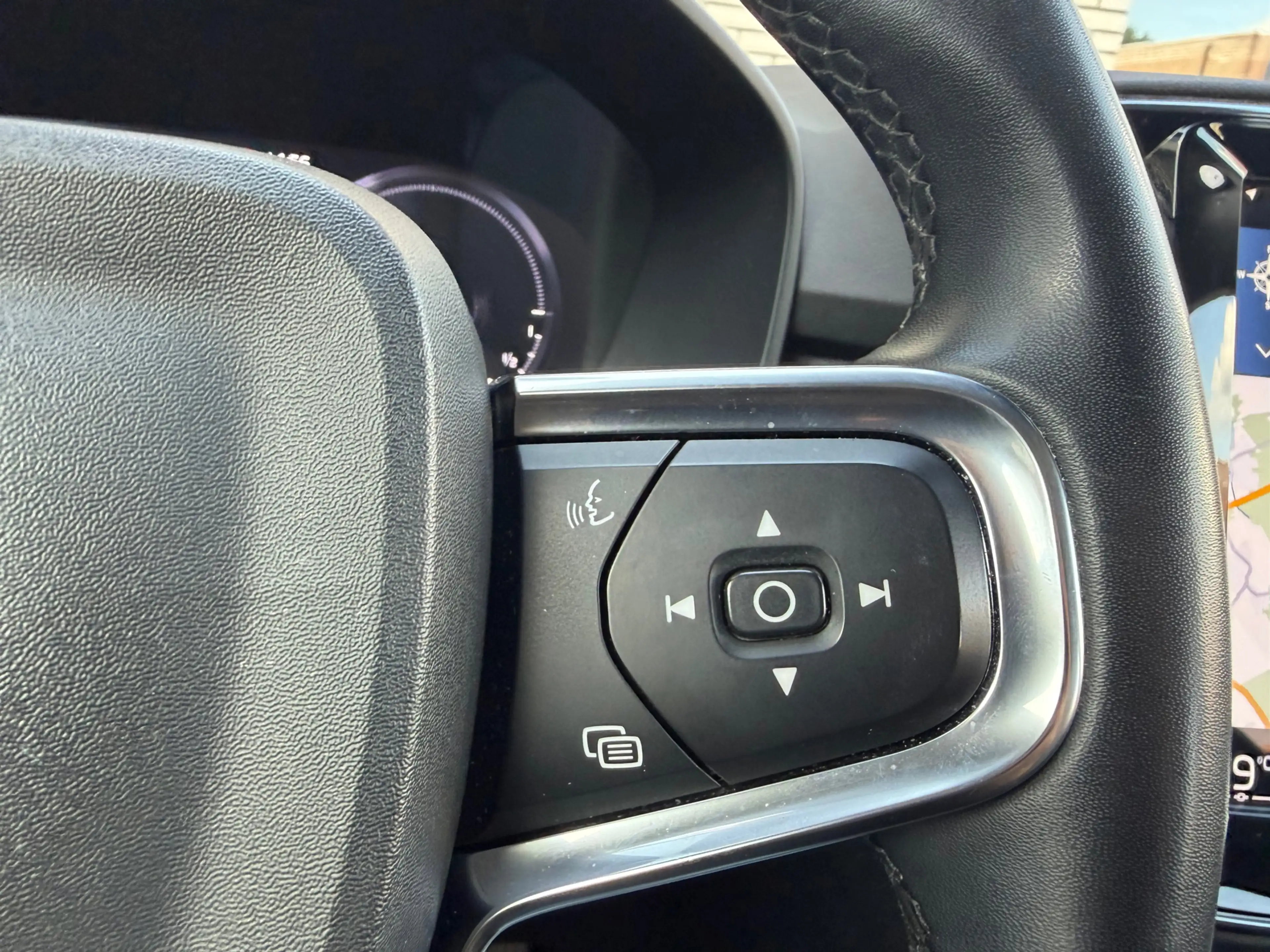 Volvo XC40 1.5 T5 Plug-in hybrid Ultimate Dark, Memory stoele — photo 12