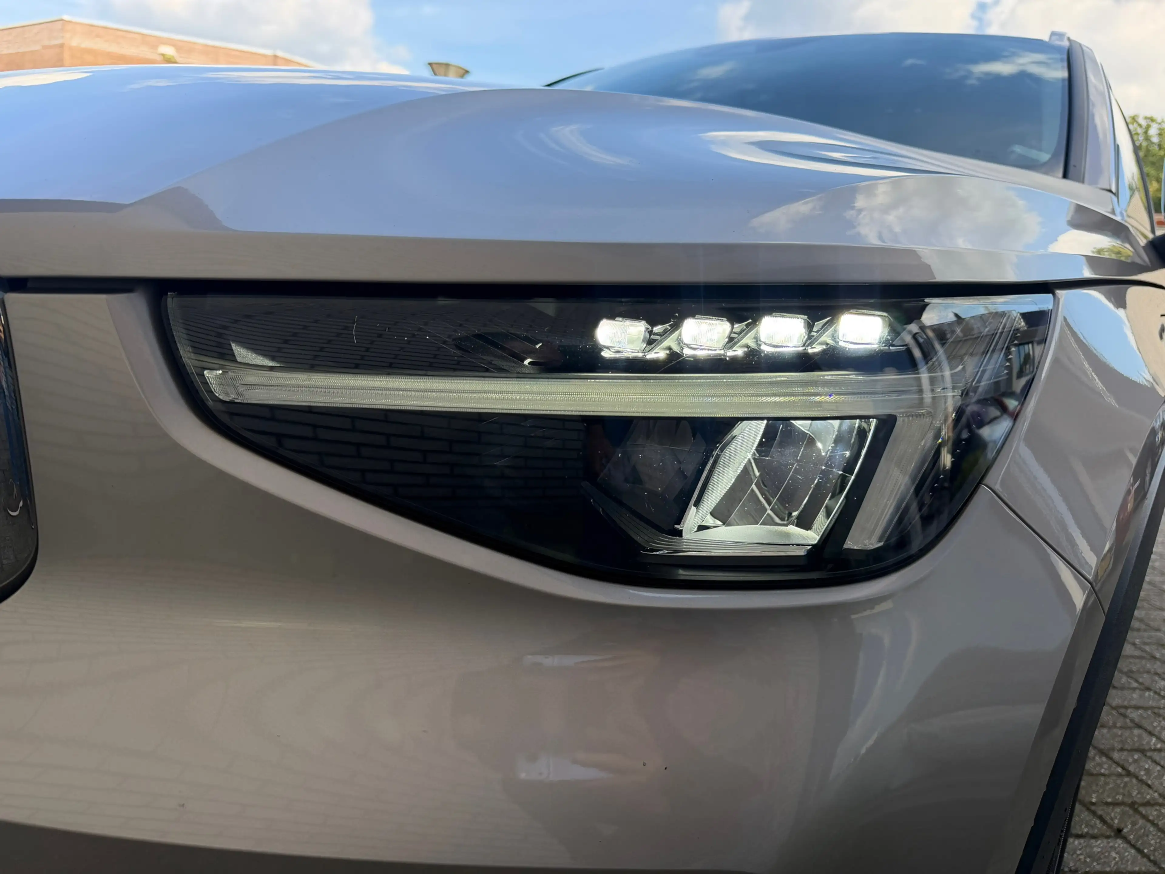 Volvo XC40 1.5 T5 Plug-in hybrid Ultimate Dark, Memory stoele — photo 32