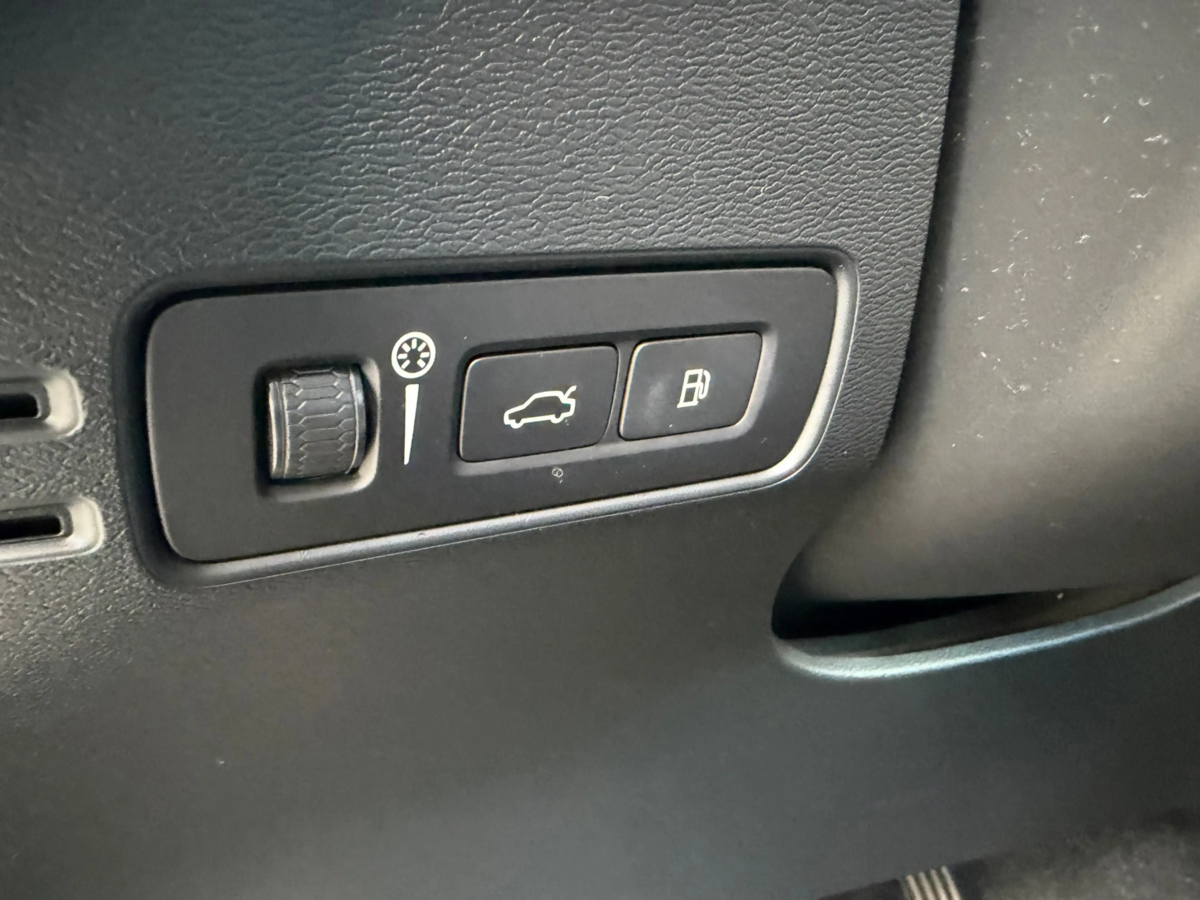Volvo XC40 1.5 T5 Plug-in hybrid Ultimate Dark, Memory stoele — photo 8