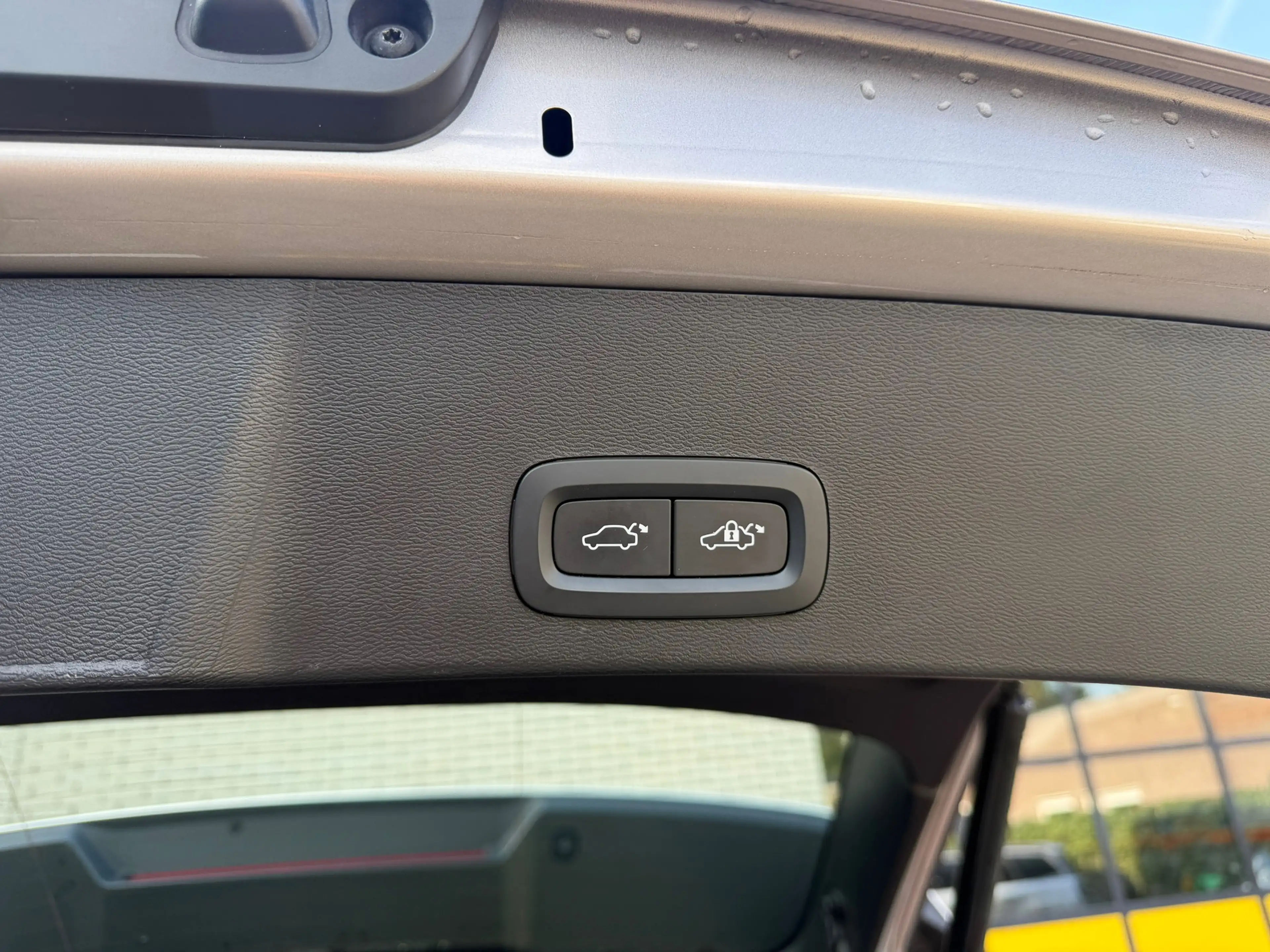 Volvo XC40 1.5 T5 Plug-in hybrid Ultimate Dark, Memory stoele — photo 29
