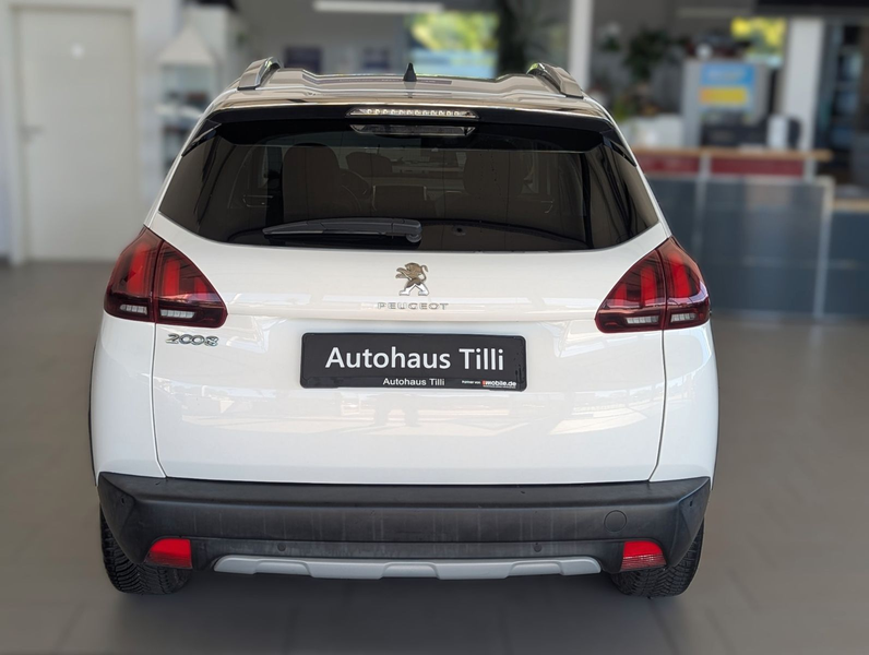 Peugeot 2008 1.2 Allure Aut /Navi /SHZ /PDC /T-Leder — photo 3