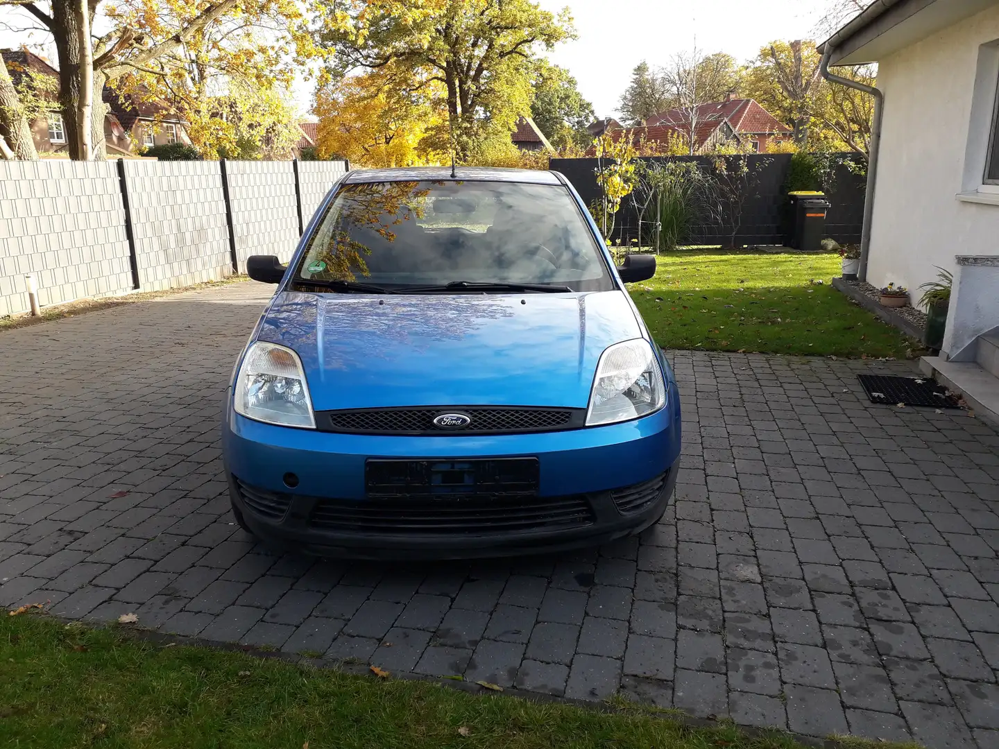 Ford Fiesta 1.3i Tüv 11/2027 Neu Servo Abs Klima Blau - 1