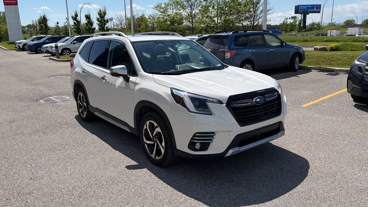 Subaru Forester снимка Subaru Forester