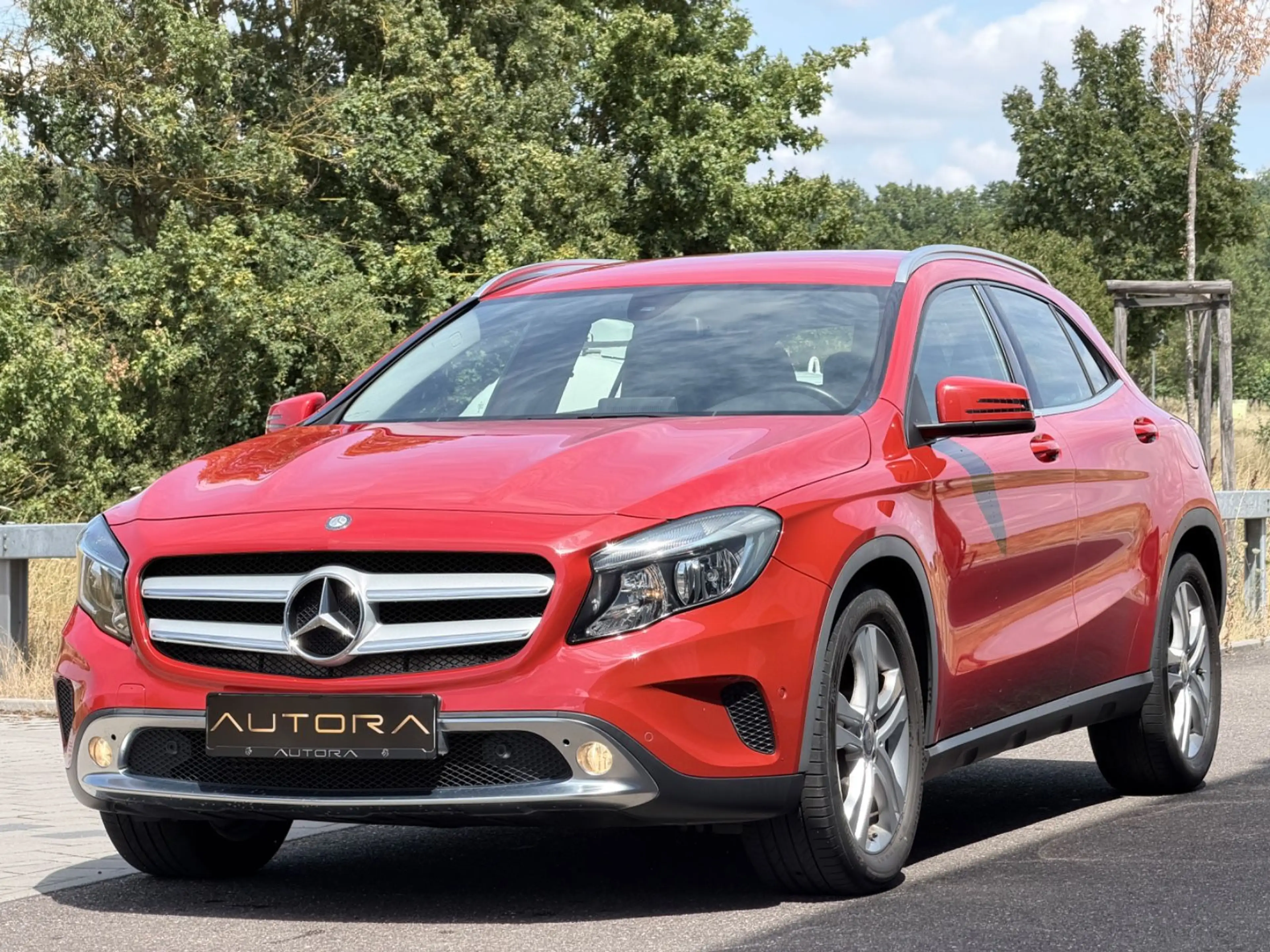 Mercedes-Benz GLA 220 d 4Matic Urban|SHZ|NAVI|2.HAND| — photo 2
