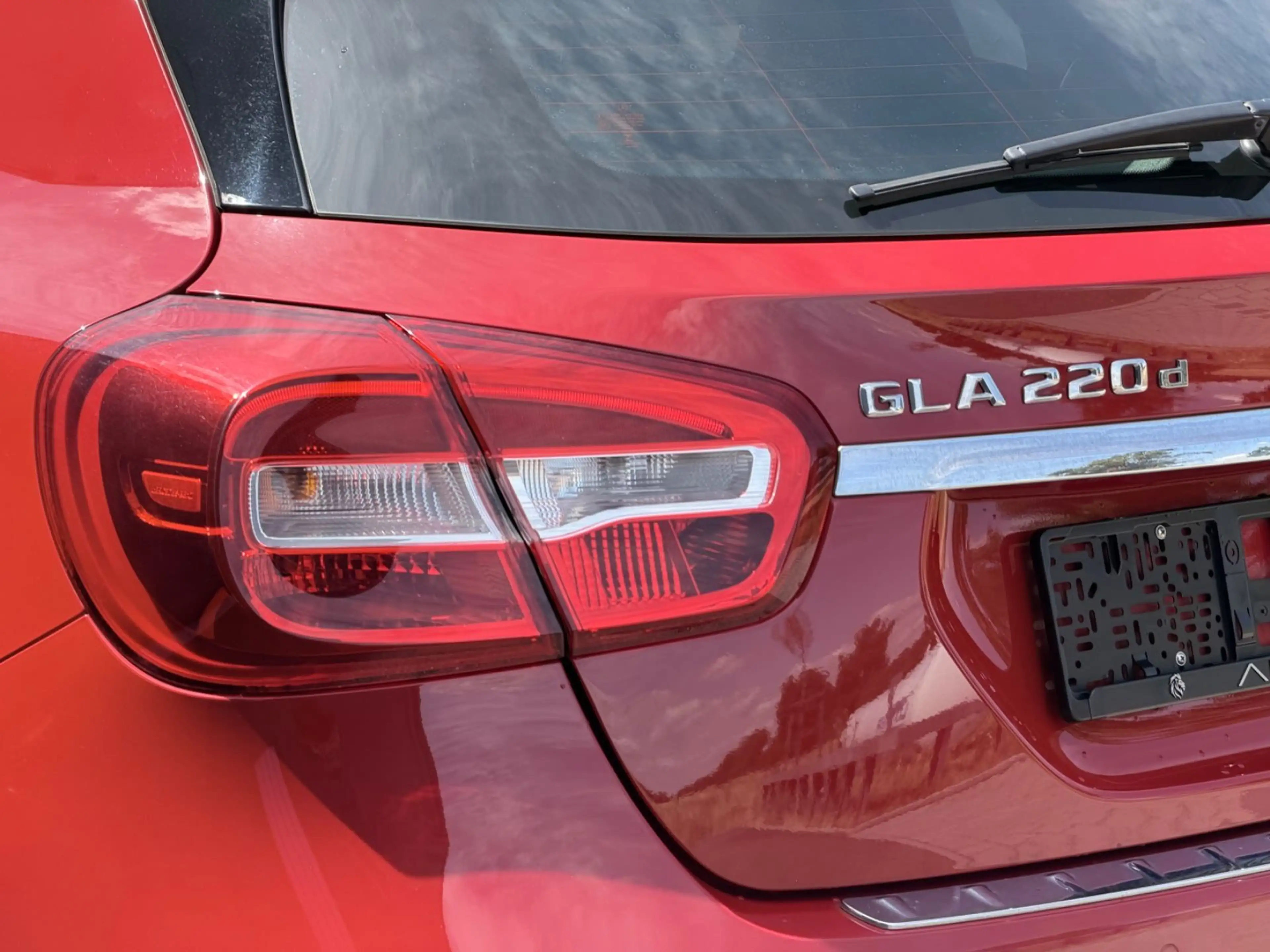 Mercedes-Benz GLA 220 d 4Matic Urban|SHZ|NAVI|2.HAND| — photo 13