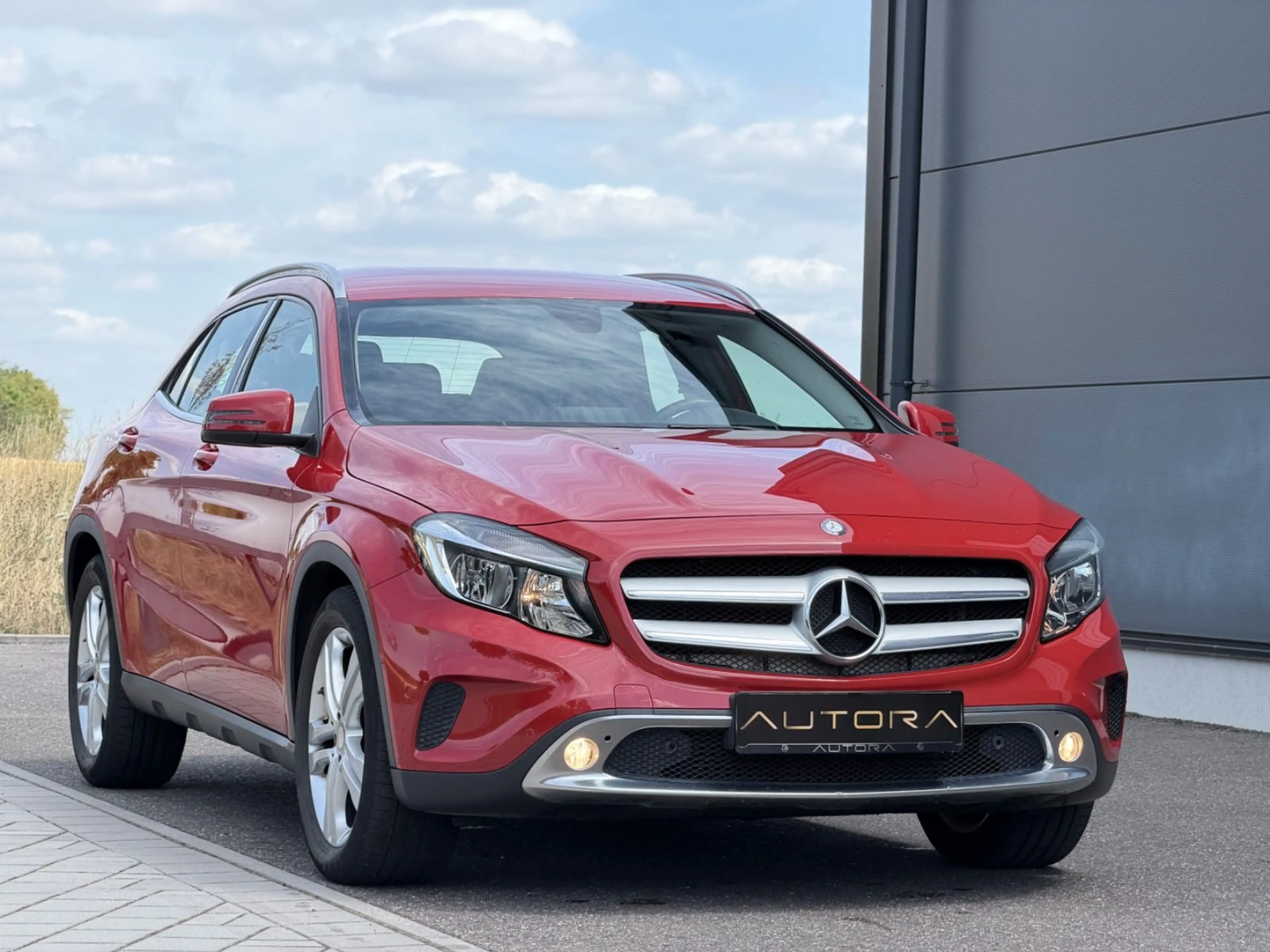 Mercedes-Benz GLA 220 d 4Matic Urban|SHZ|NAVI|2.HAND| — photo 4