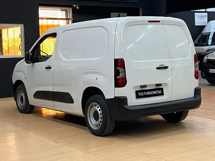 Citroën Berlingo 2022, foto 4