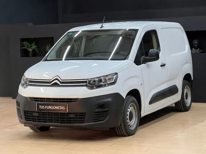 Citroën Berlingo 2022, foto 1