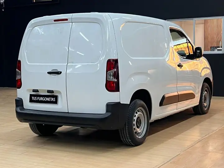 Citroën Berlingo 2022, foto 5