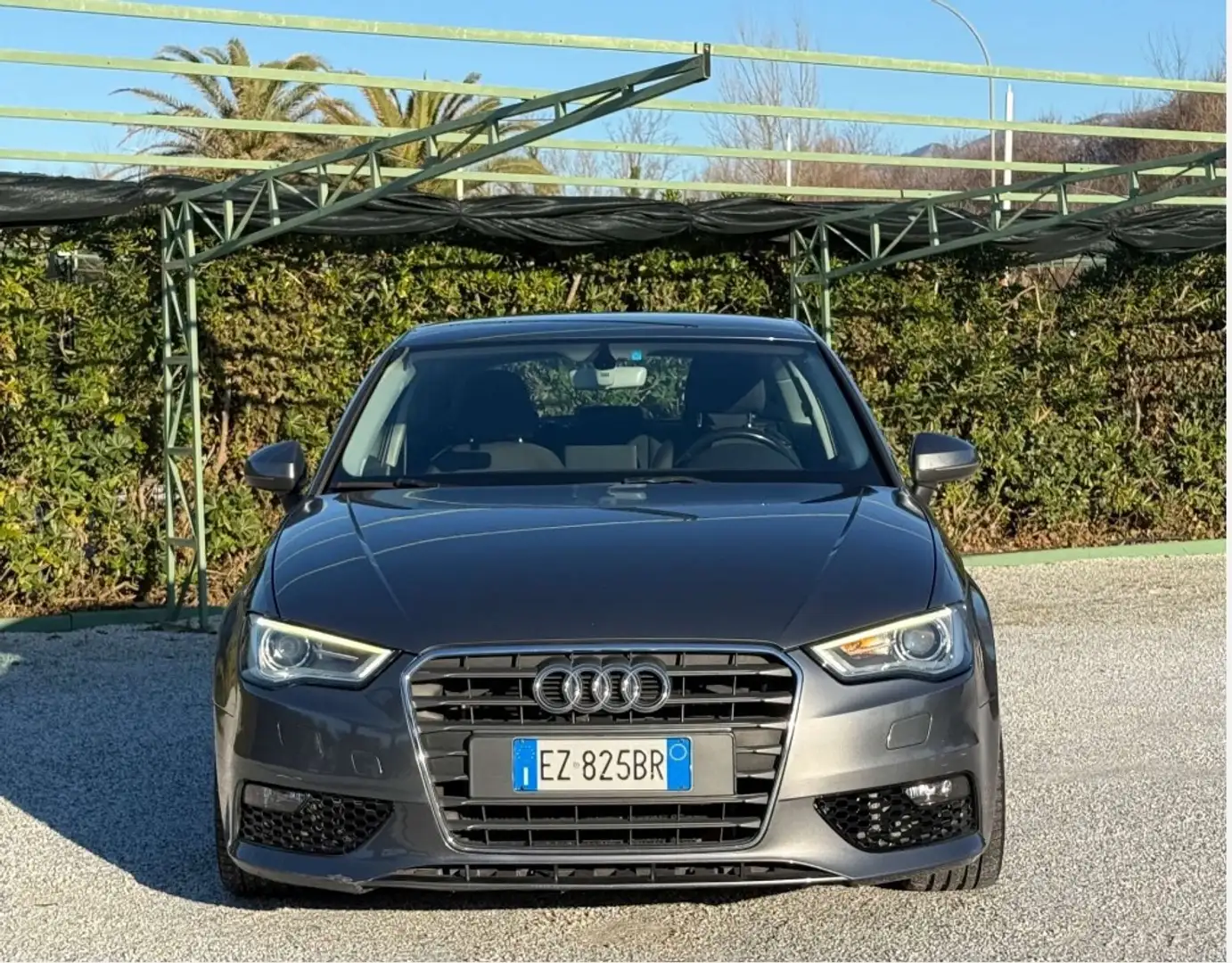 Audi A3 1.6 TDI ultra Gris - 1