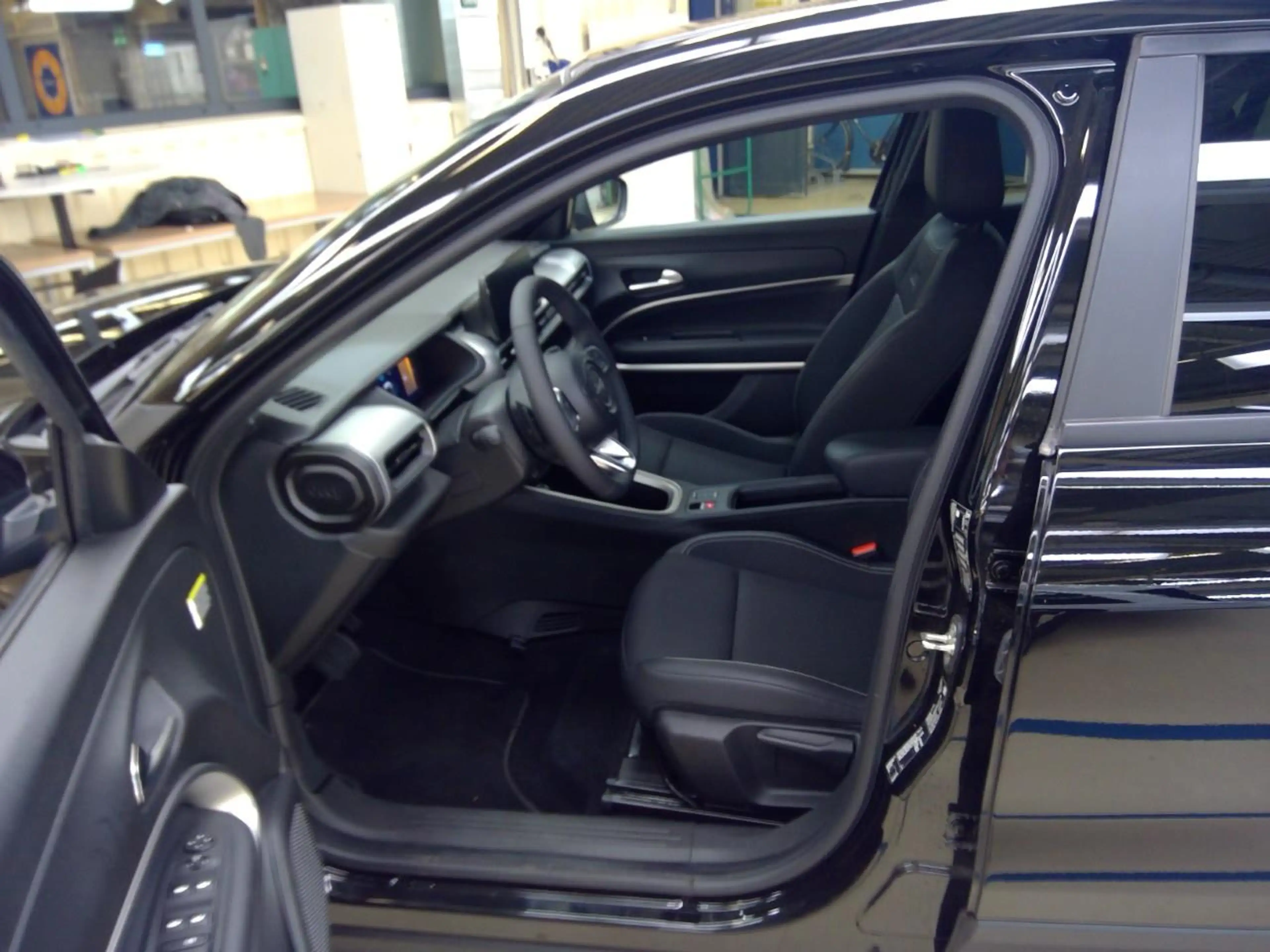 Jeep Avenger 1.2 e-Hybrid Summit | Tot 8 Jaar Garantie | Camera — photo 7