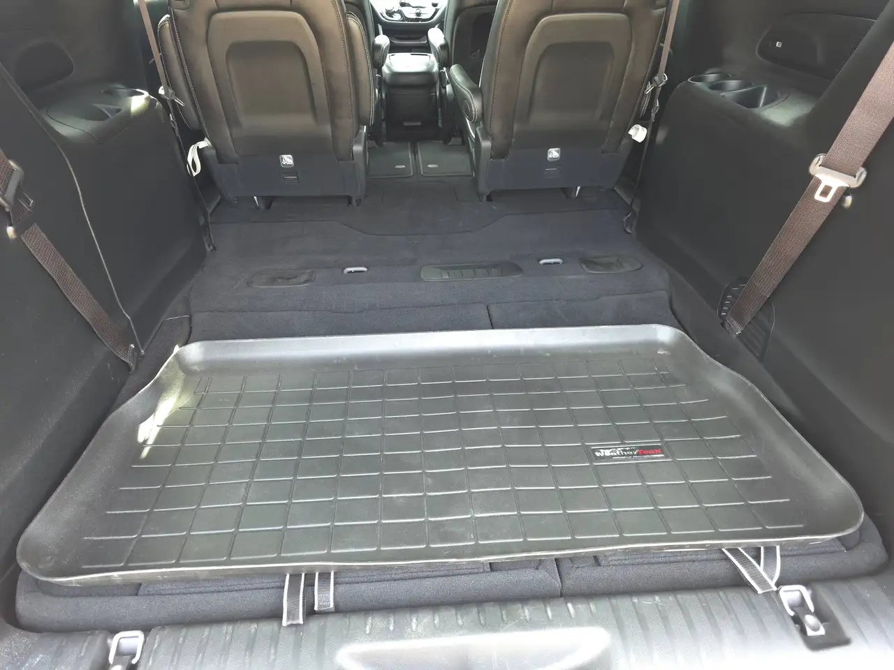 Chrysler Pacifica снимка Chrysler Pacifica