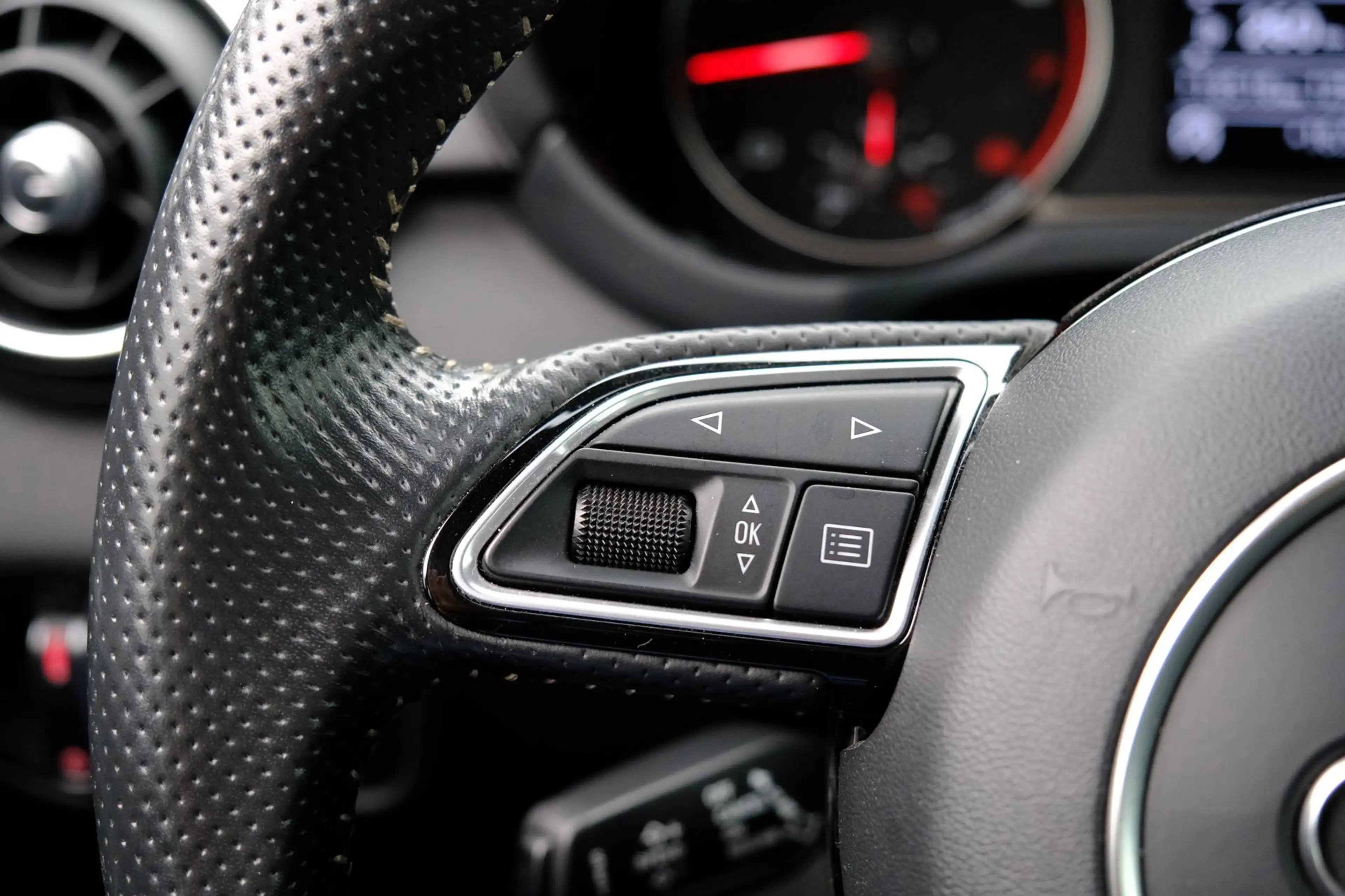 Audi A1 Sportback 1.0 TFSI Advance Sport 2x S-Line 5-drs L — photo 20