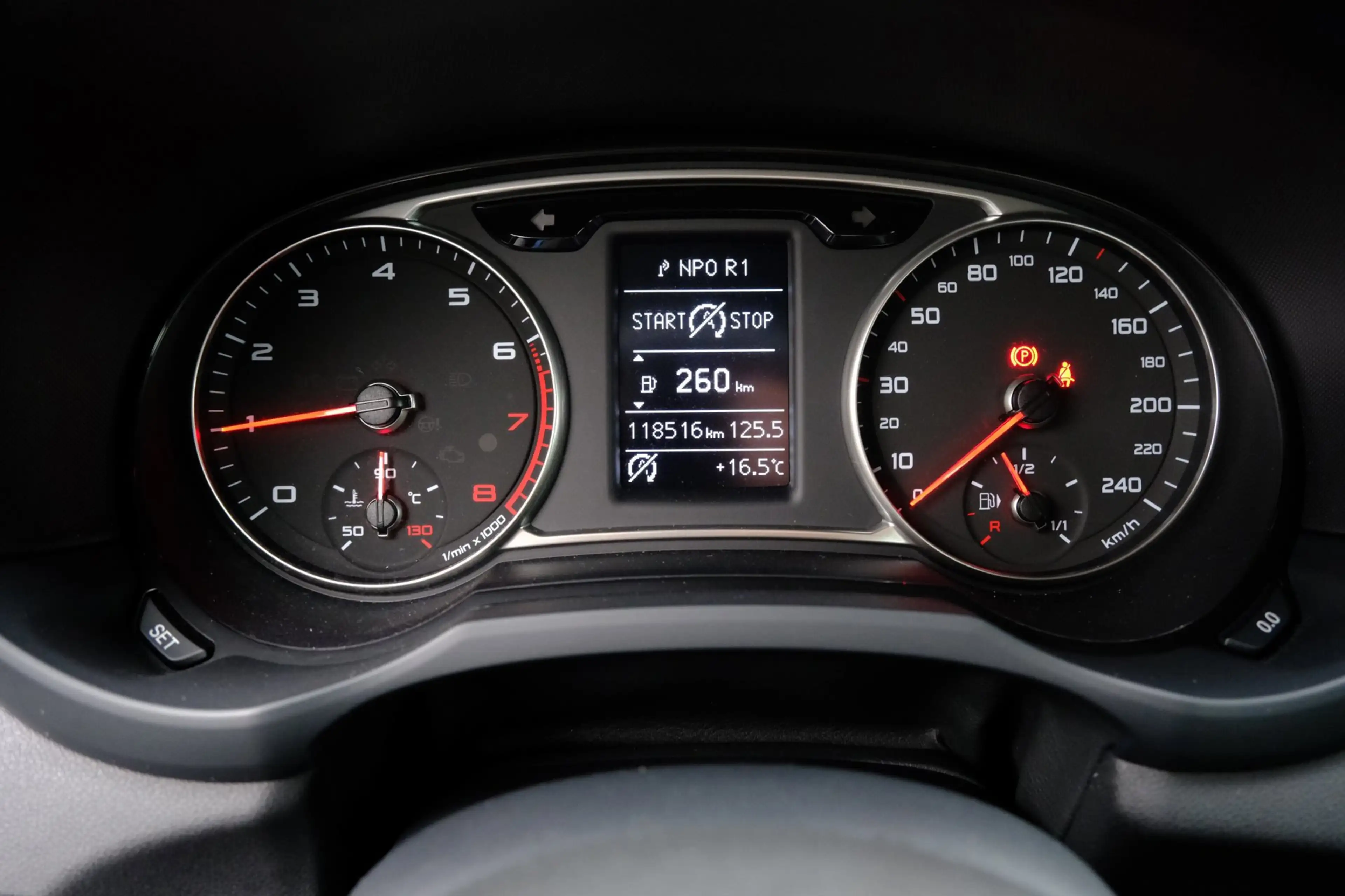 Audi A1 Sportback 1.0 TFSI Advance Sport 2x S-Line 5-drs L — photo 6