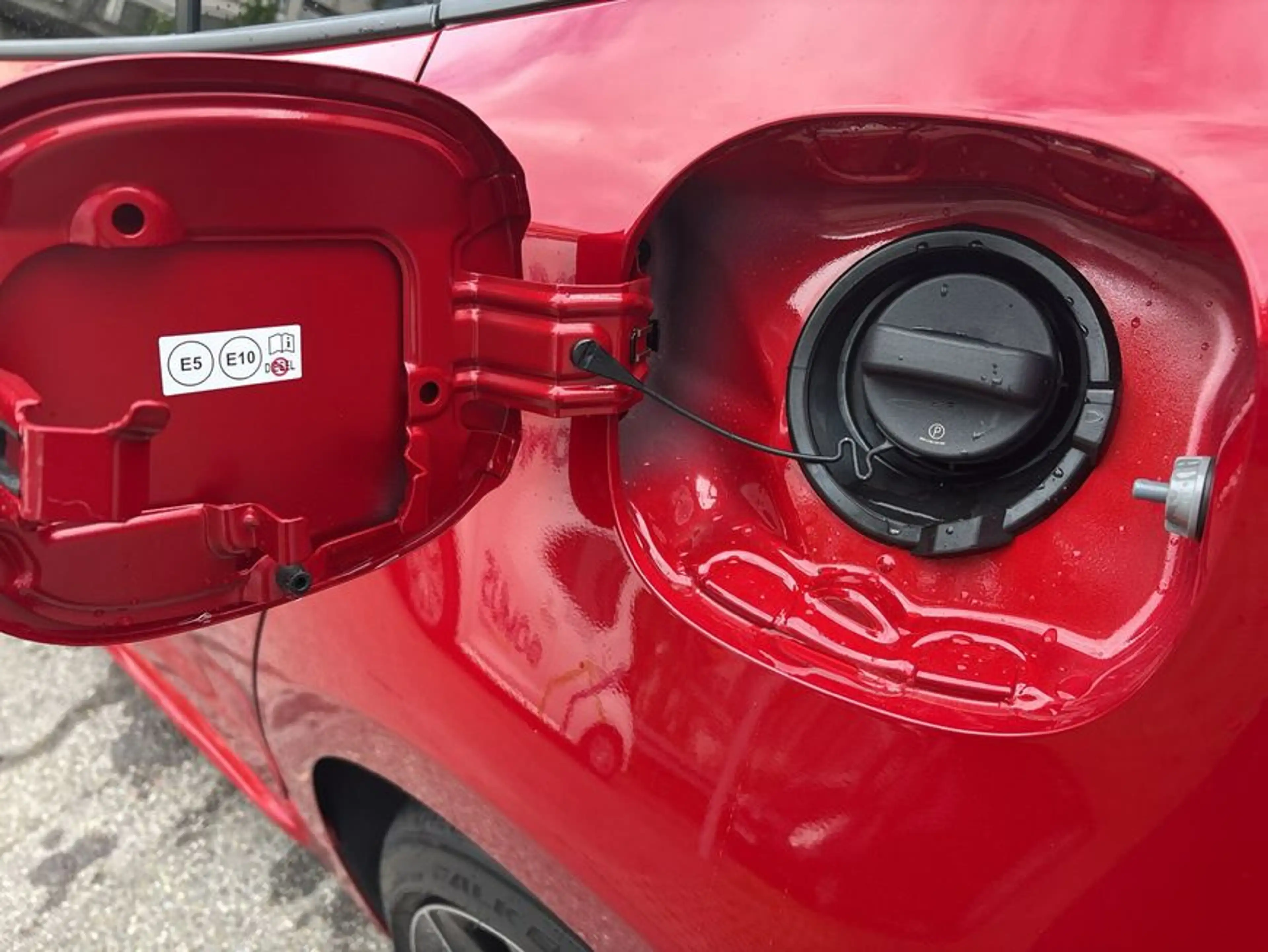Toyota Corolla 2.0 Hybrid TS Lounge Edition Head-Up WKR — photo 31