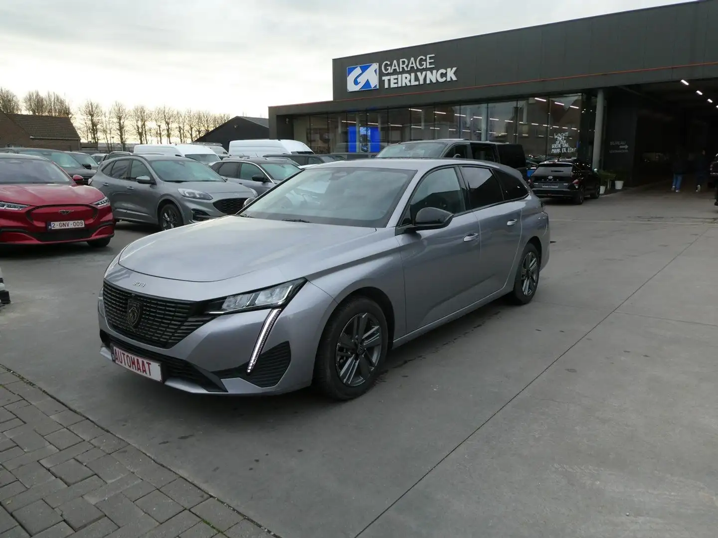 Peugeot 308 Break 1.2 i benzine 130pk Automaat Allure (55966) Gris - 2