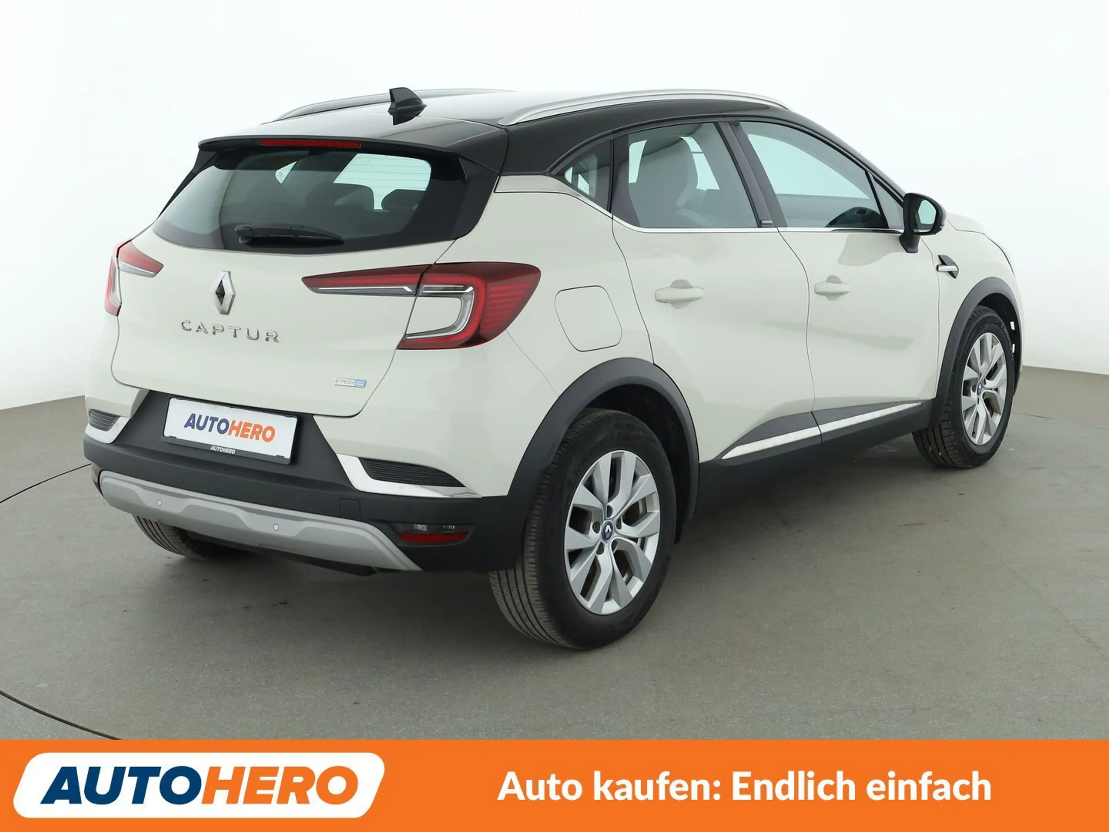 Renault Captur 1.6 Hybrid E-Tech Intens Aut.*NAVI*CAM* — photo 6