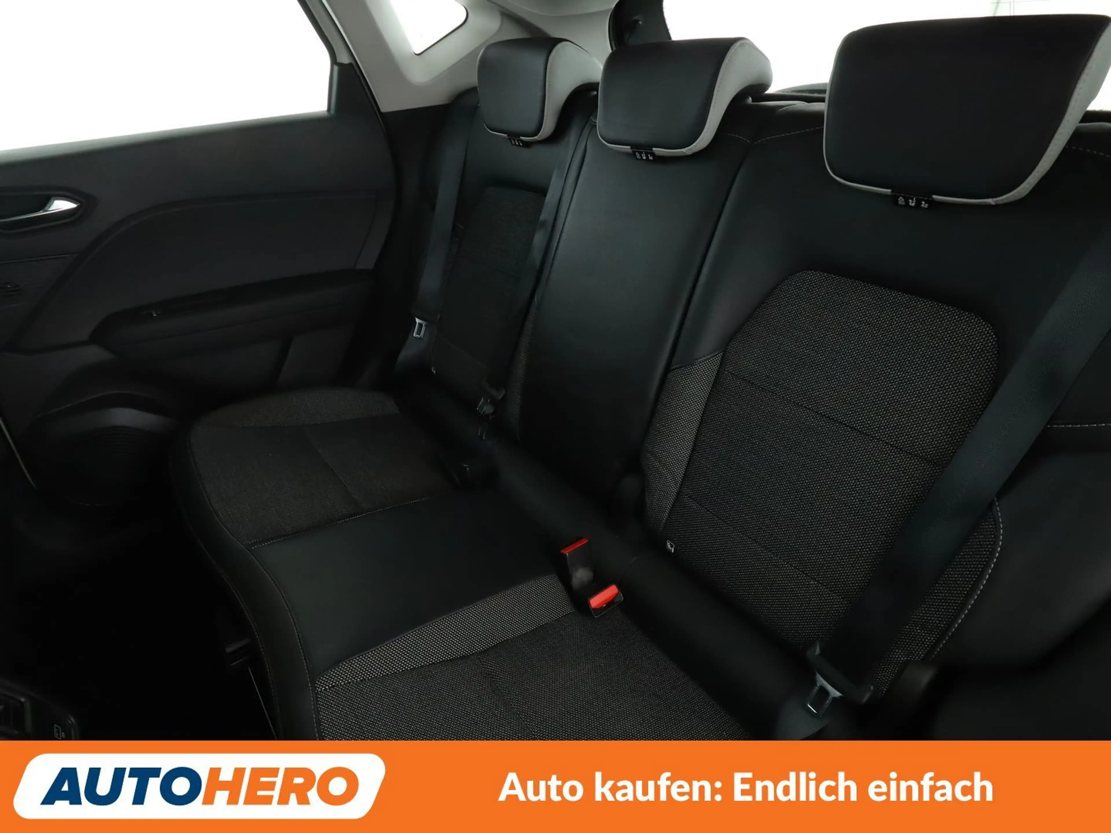 Renault Captur 1.6 Hybrid E-Tech Intens Aut.*NAVI*CAM* — photo 14