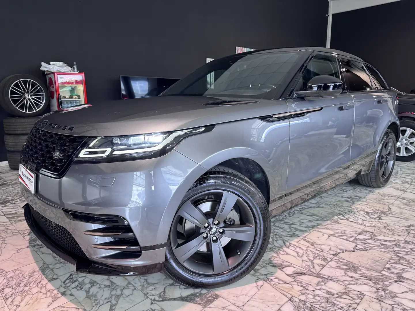 Land Rover Range Rover Velar 2.0 i4 R-Dynamic HSE 240cv auto Grigio - 1