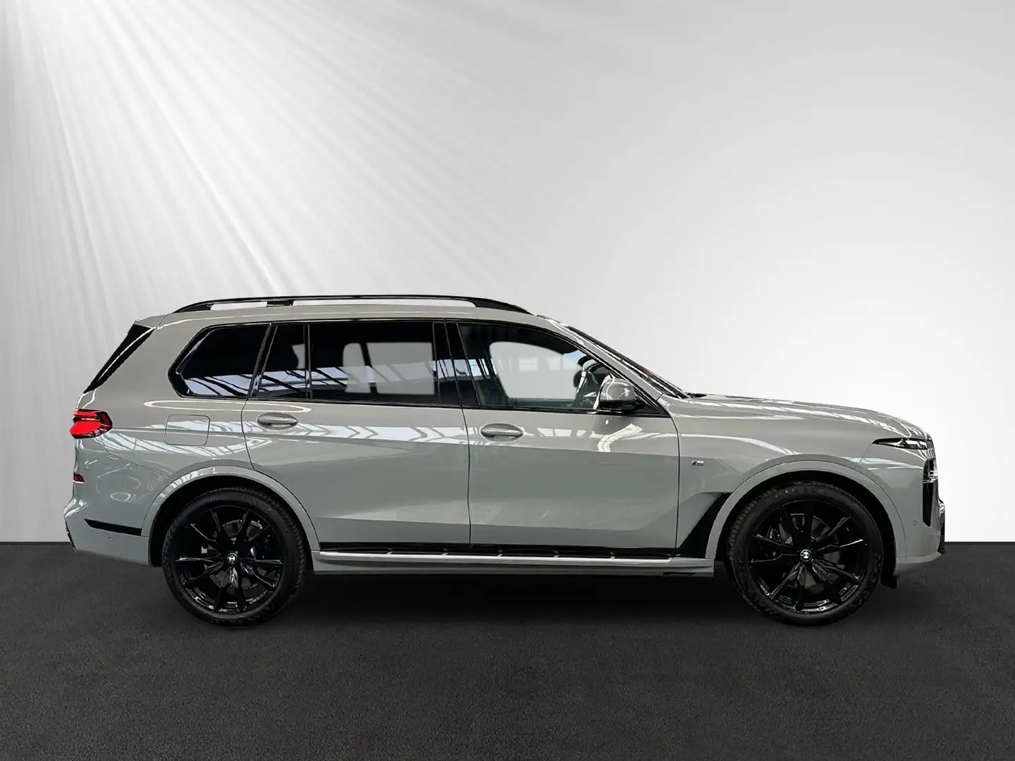 BMW X7 xDrive40d M Sport Pro|AHK|Standhzg.|PanoSkyLounge Gris - 2