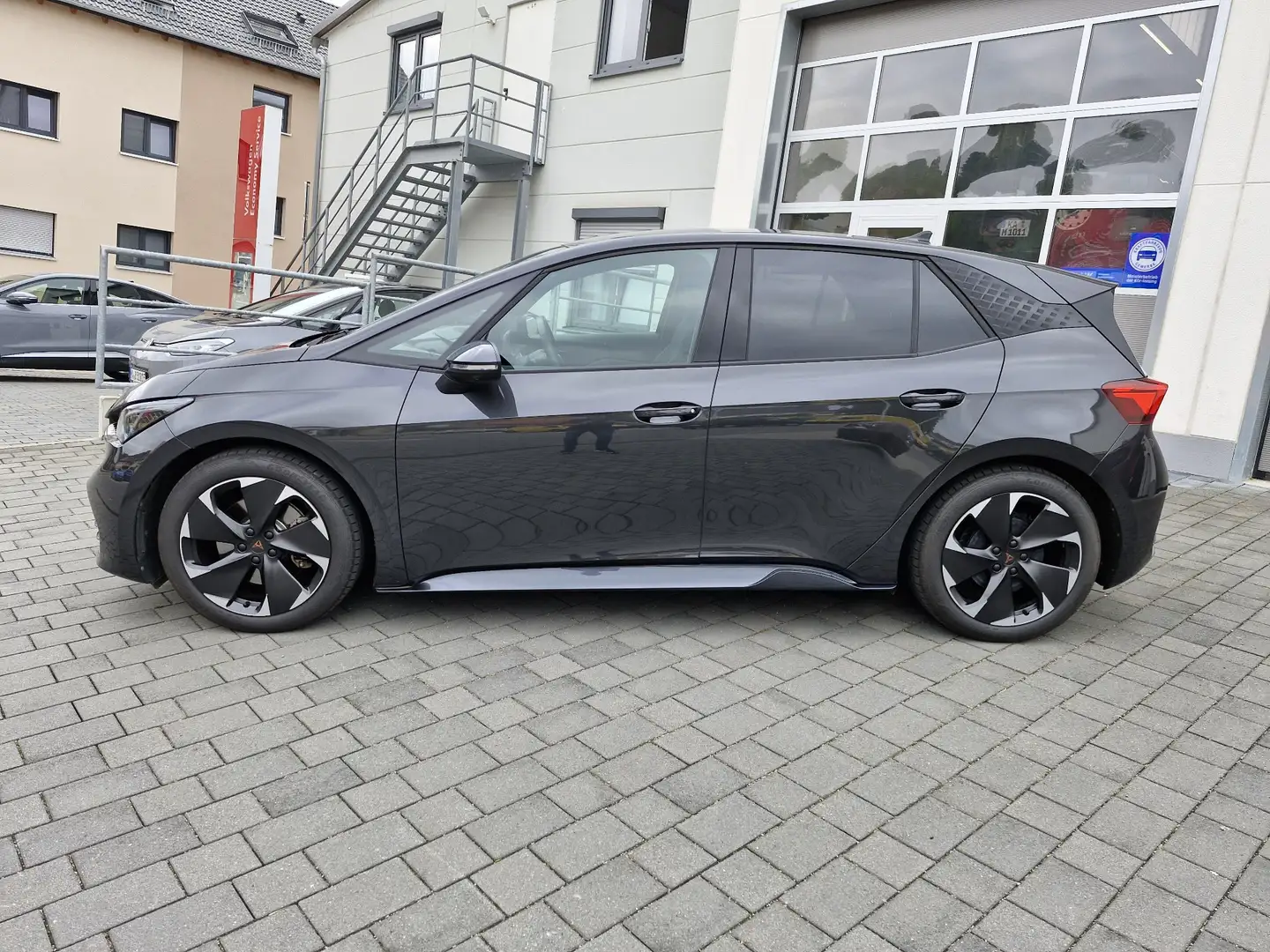 CUPRA Born 170 kW,RFK,Navi, Grau - 2