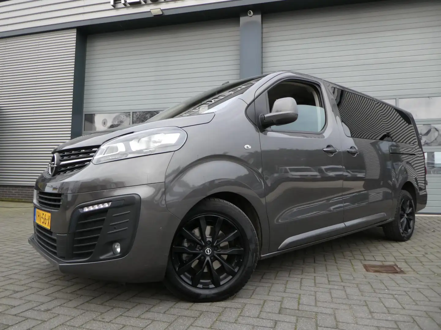 Opel Vivaro 2.0 CDTI L3H1 DC automaat navigatie 2 x schuifdeur Grijs - 2