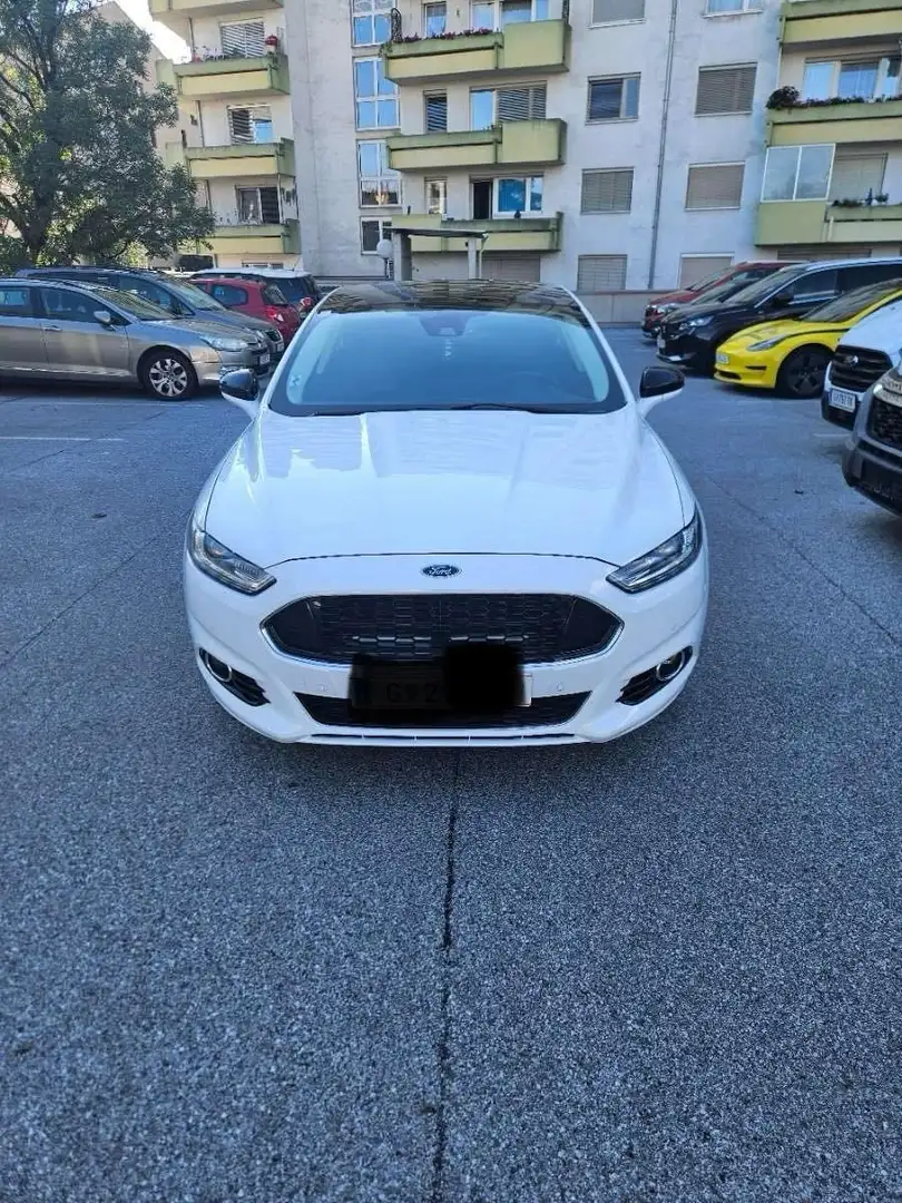 Ford Mondeo ST-LINE 2,0 TDCi  Start/Stop Weiß - 2