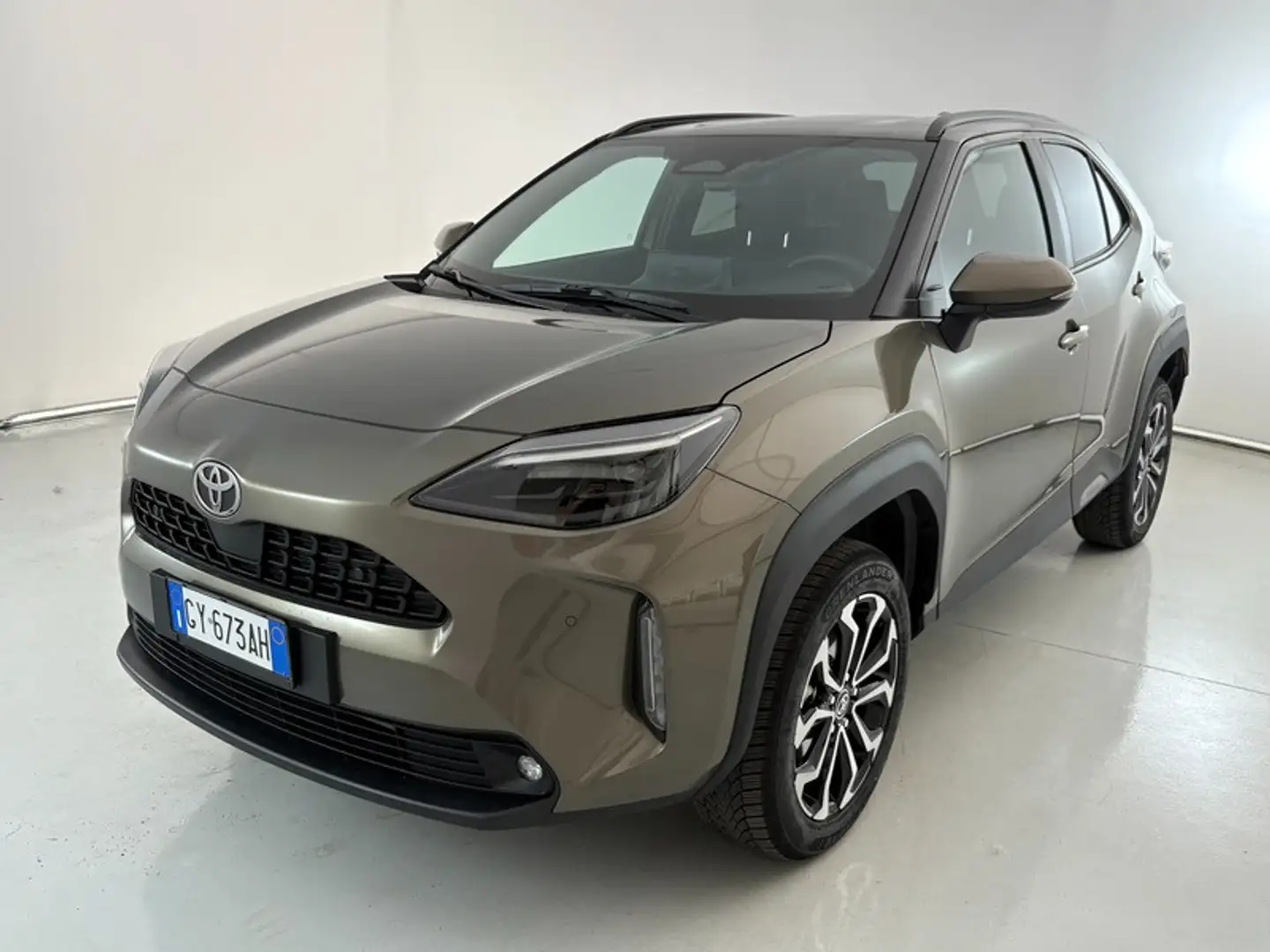 Toyota Yaris Cross 1.5 H Trend Bronzo - 1