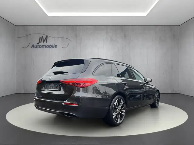 Mercedes-Benz 300 view 7