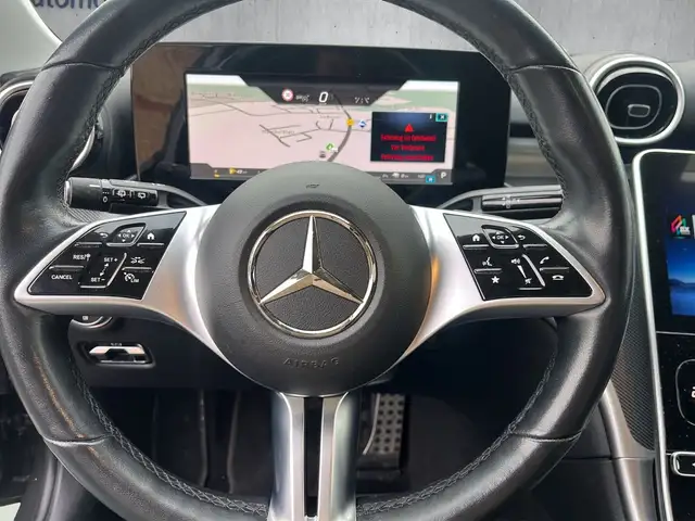 Mercedes-Benz 300 view 10