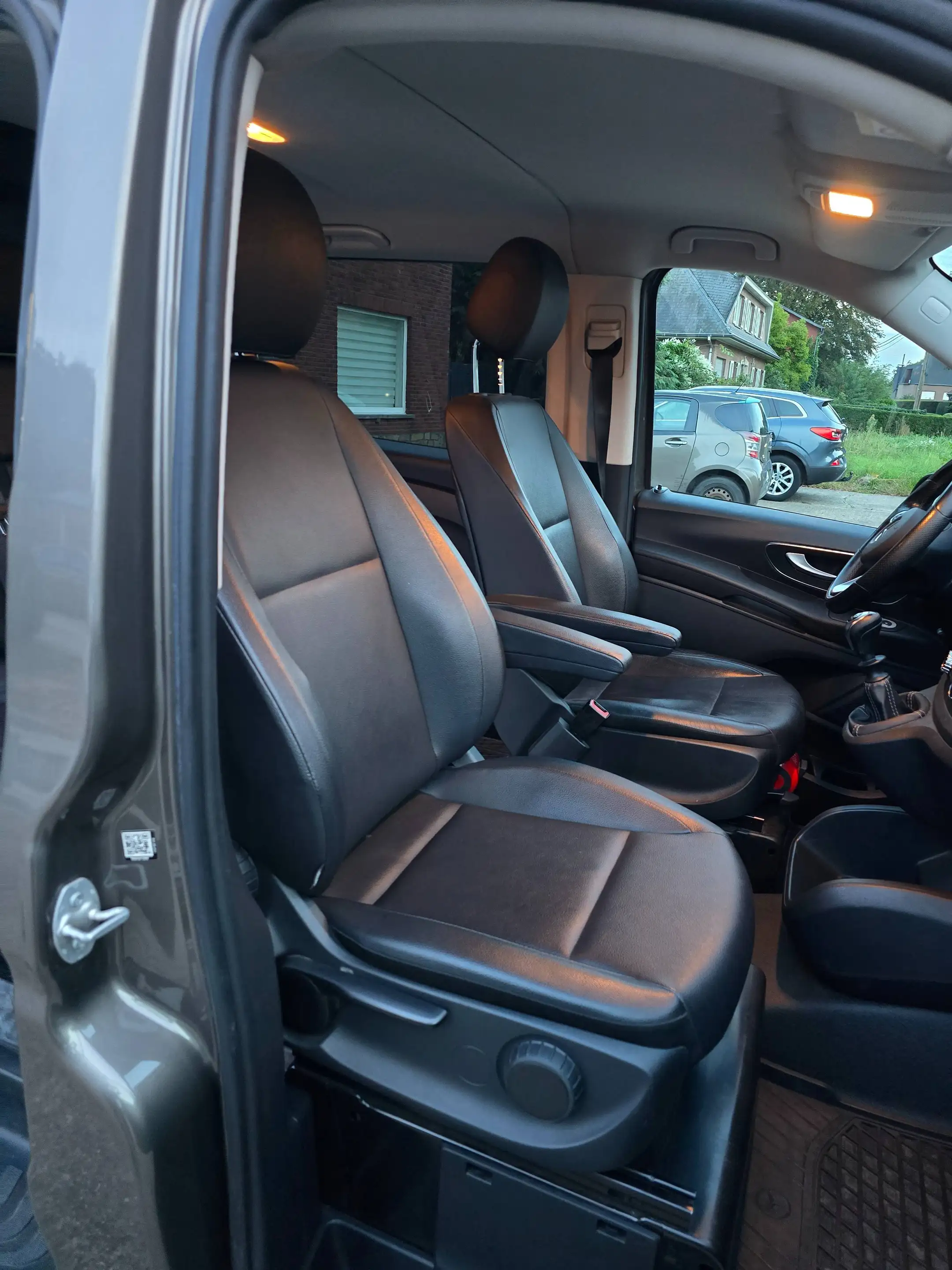 Mercedes-Benz Vito 116 VTP LONG CHASSIE 2.2 diesel 5 plaats — photo 9
