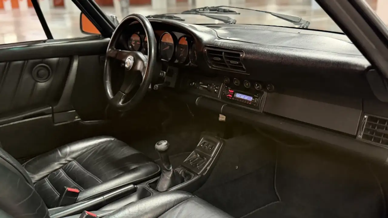 Porsche 964 3.6 Carrera 4 Cabrio, foto 6