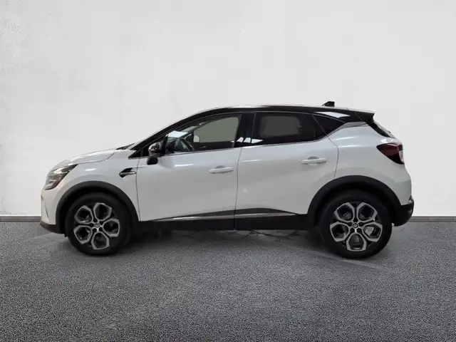 Renault Captur view 3