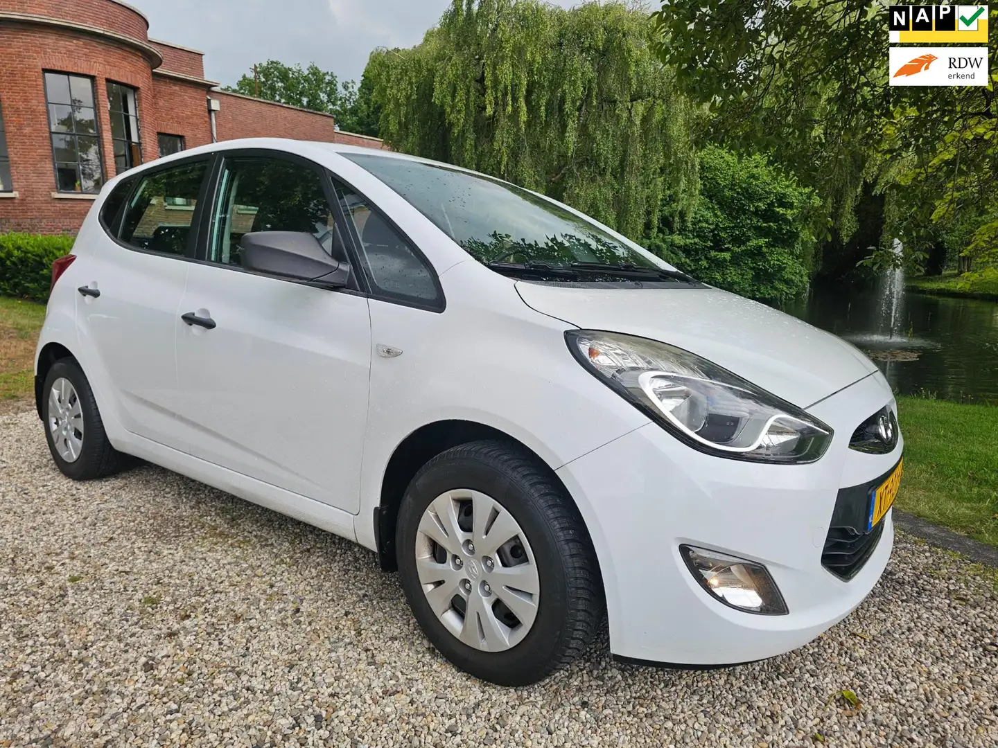 Hyundai iX20 1.4i i-Drive AIRCO *apk:05-2026* Wit - 1