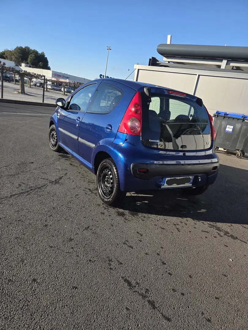 Peugeot 107 107 1.0e 12V 68ch Trendy Bleu - 2