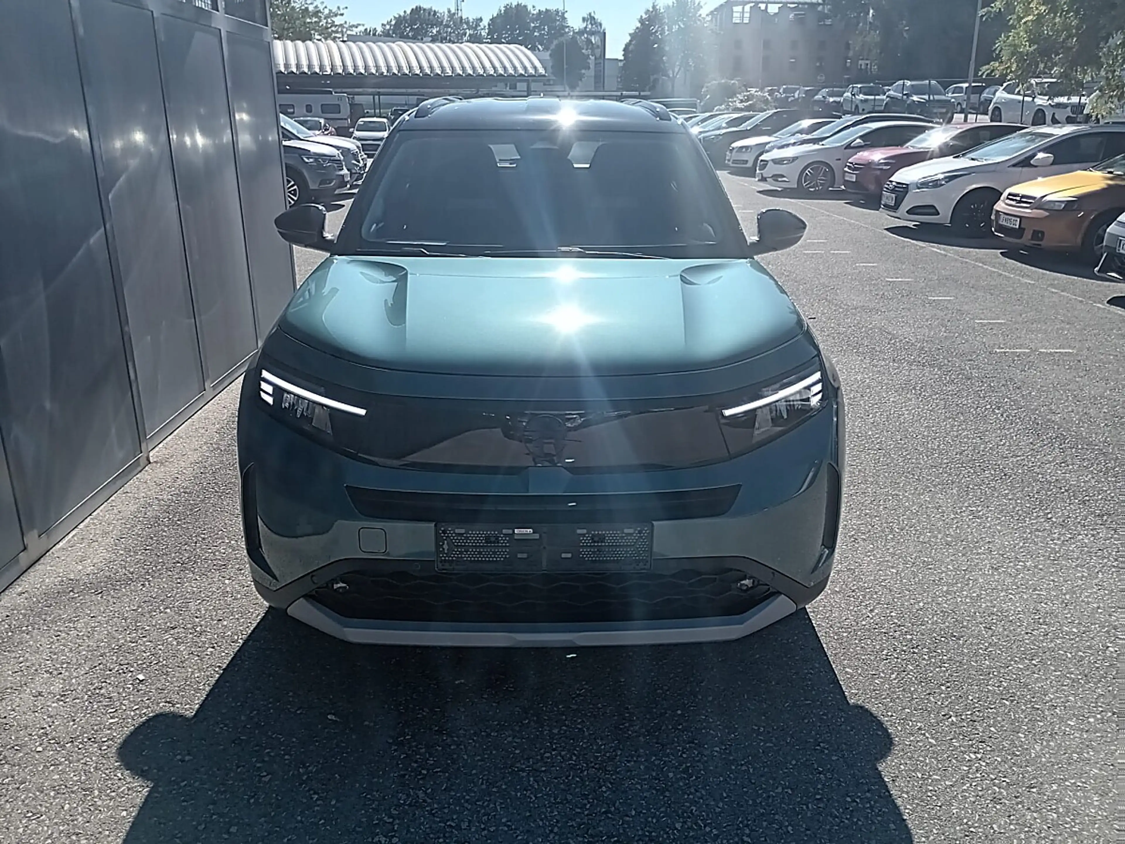 Opel Frontera 1.2 Mild-Hybrid Ultimate — photo 2
