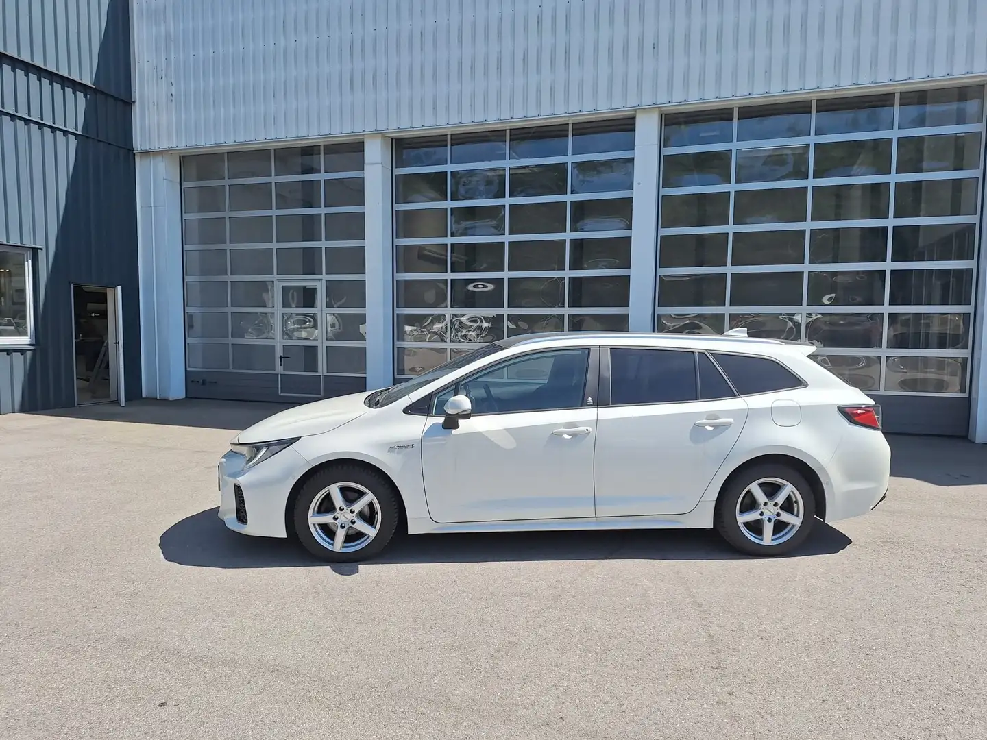 Suzuki Swace 1.8 Hybrid flash Blanc - 2